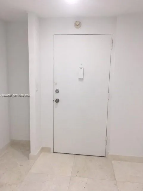 1408 Brickell Bay Dr 1002, Miami, Florida 33131, Miami, Florida 33131, 1 Bedroom Bedrooms, ,1 BathroomBathrooms,Residential Lease,For Rent,1408 Brickell Bay Dr 1002, Miami, Florida 33131,A12009521