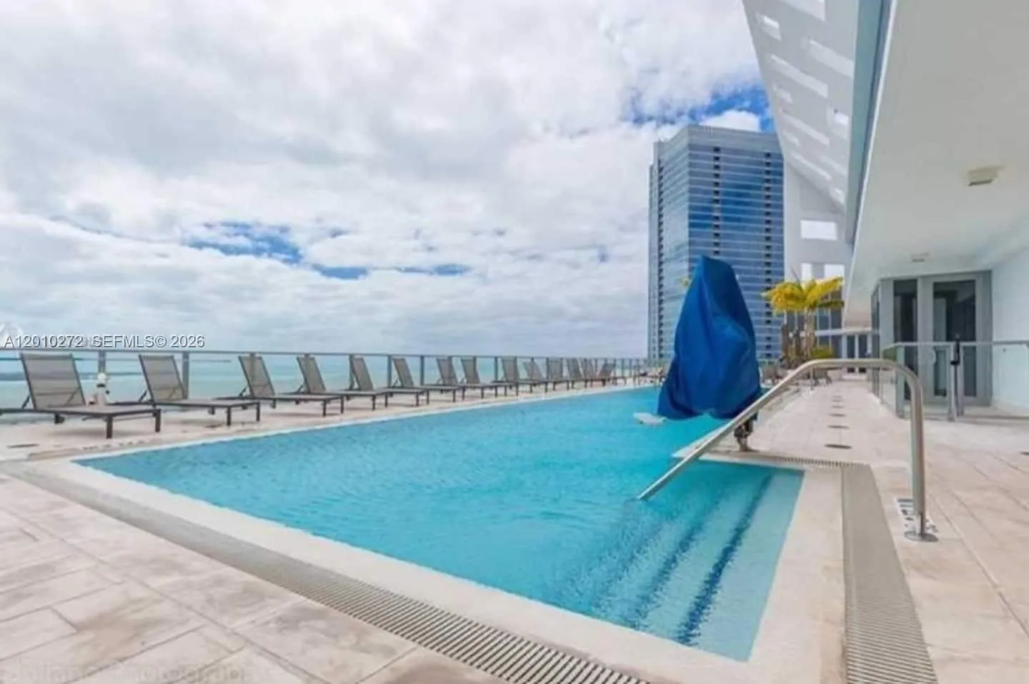 1300 Brickell Bay Dr 3400, Miami, Florida 33131, Miami, Florida 33131, 2 Bedrooms Bedrooms, ,1 BathroomBathrooms,Residential Lease,For Rent,1300 Brickell Bay Dr 3400, Miami, Florida 33131,A12010272