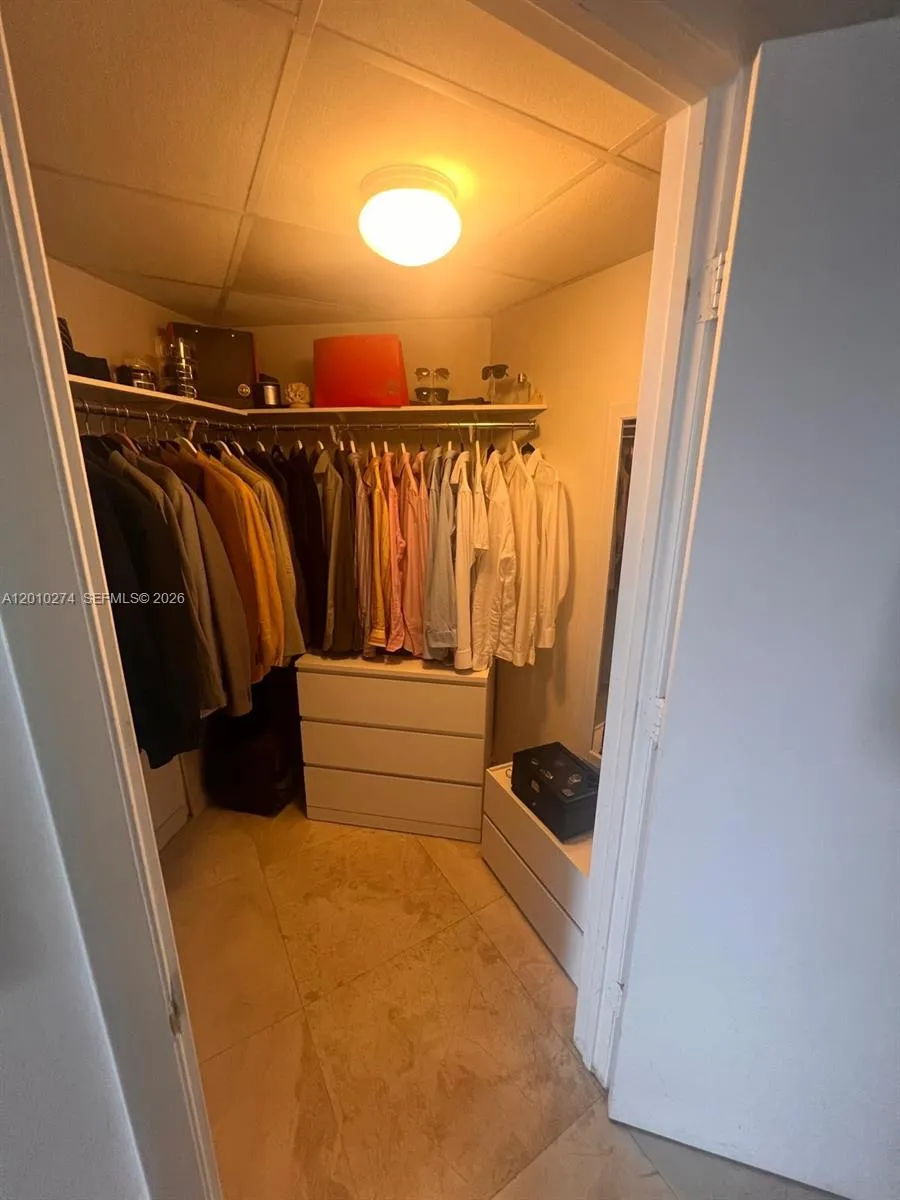 475 Brickell Ave 4508, Miami, Florida 33131, Miami, Florida 33131, ,1 BathroomBathrooms,Residential Lease,For Rent,475 Brickell Ave 4508, Miami, Florida 33131,A12010274