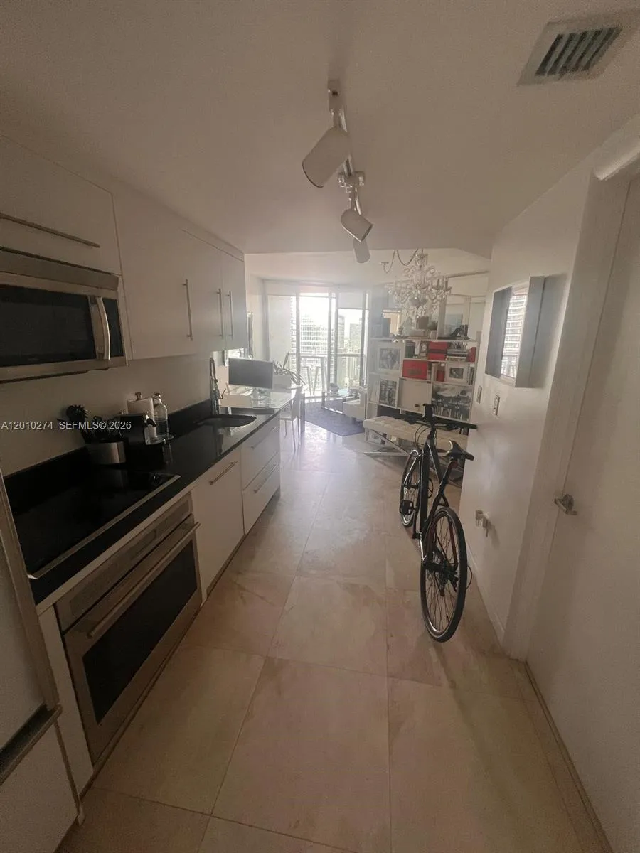 475 Brickell Ave 4508, Miami, Florida 33131, Miami, Florida 33131, ,1 BathroomBathrooms,Residential Lease,For Rent,475 Brickell Ave 4508, Miami, Florida 33131,A12010274