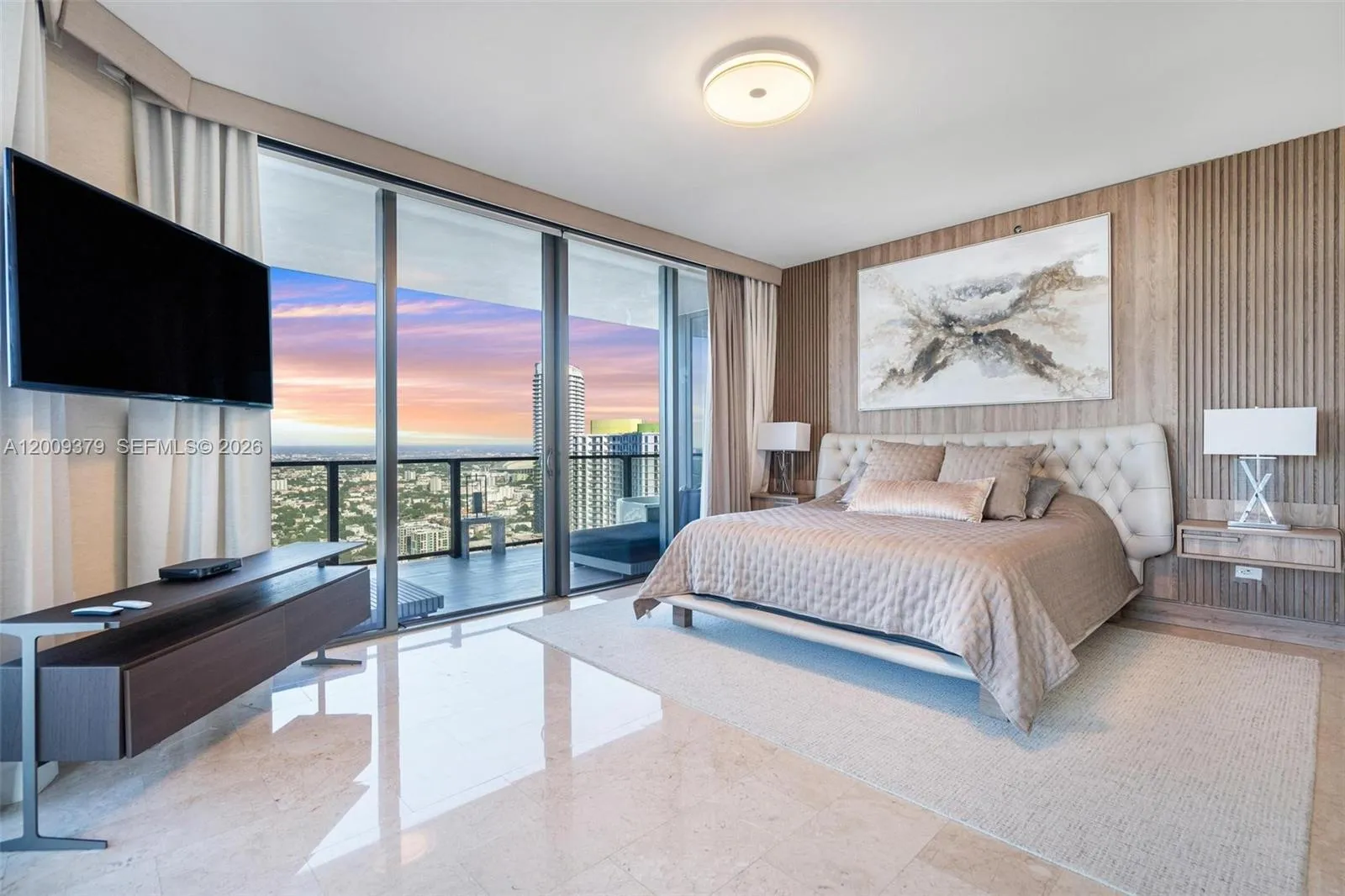 88 Sw 7th St 3801, Miami, Florida 33130, Miami, Florida 33130, 4 Bedrooms Bedrooms, ,4 BathroomsBathrooms,Residential,For Sale,88 Sw 7th St 3801, Miami, Florida 33130,A12009379