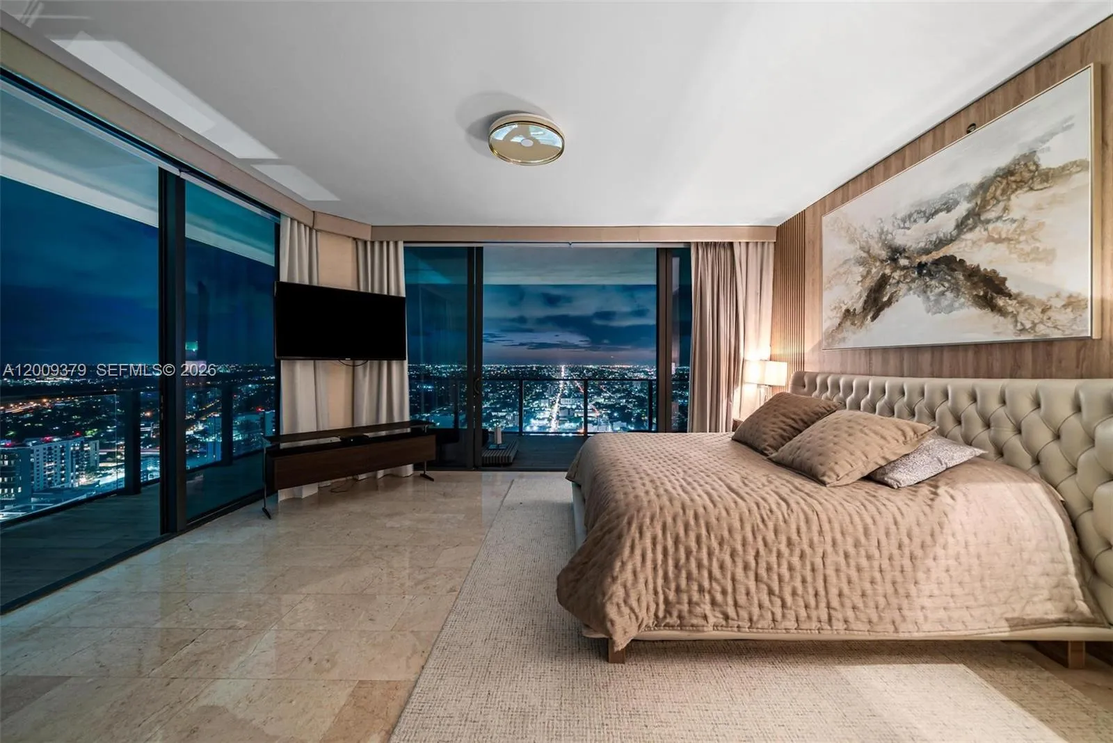 88 Sw 7th St 3801, Miami, Florida 33130, Miami, Florida 33130, 4 Bedrooms Bedrooms, ,4 BathroomsBathrooms,Residential,For Sale,88 Sw 7th St 3801, Miami, Florida 33130,A12009379