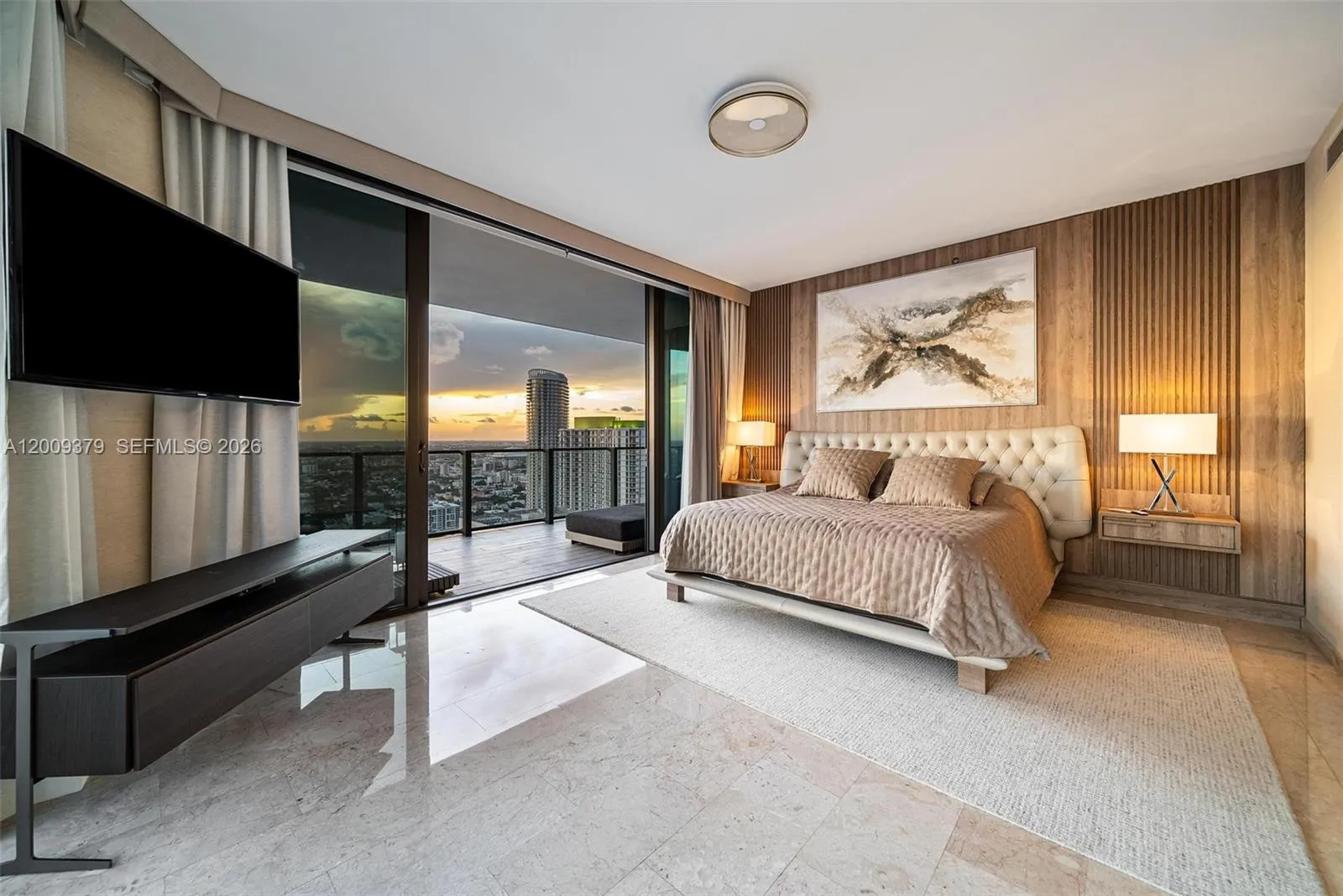 88 Sw 7th St 3801, Miami, Florida 33130, Miami, Florida 33130, 4 Bedrooms Bedrooms, ,4 BathroomsBathrooms,Residential,For Sale,88 Sw 7th St 3801, Miami, Florida 33130,A12009379