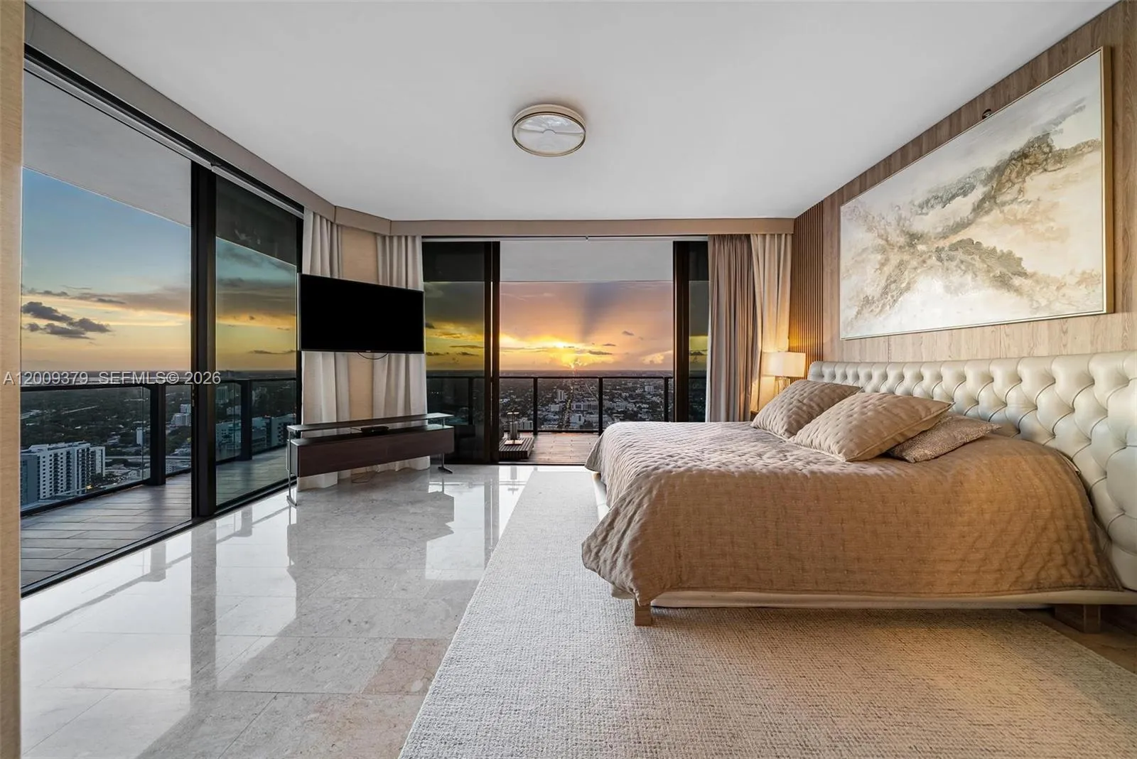 88 Sw 7th St 3801, Miami, Florida 33130, Miami, Florida 33130, 4 Bedrooms Bedrooms, ,4 BathroomsBathrooms,Residential,For Sale,88 Sw 7th St 3801, Miami, Florida 33130,A12009379