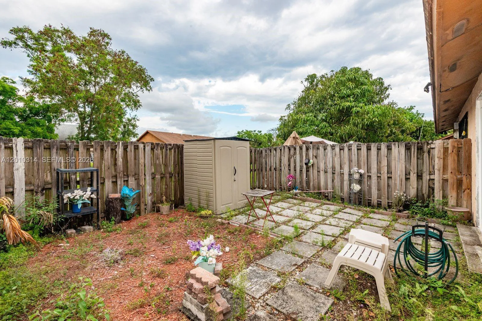 6745 Nw 192nd Ln, Hialeah, Florida 33015, Hialeah, Florida 33015, 2 Bedrooms Bedrooms, ,2 BathroomsBathrooms,Residential,For Sale,6745 Nw 192nd Ln, Hialeah, Florida 33015,A12010314