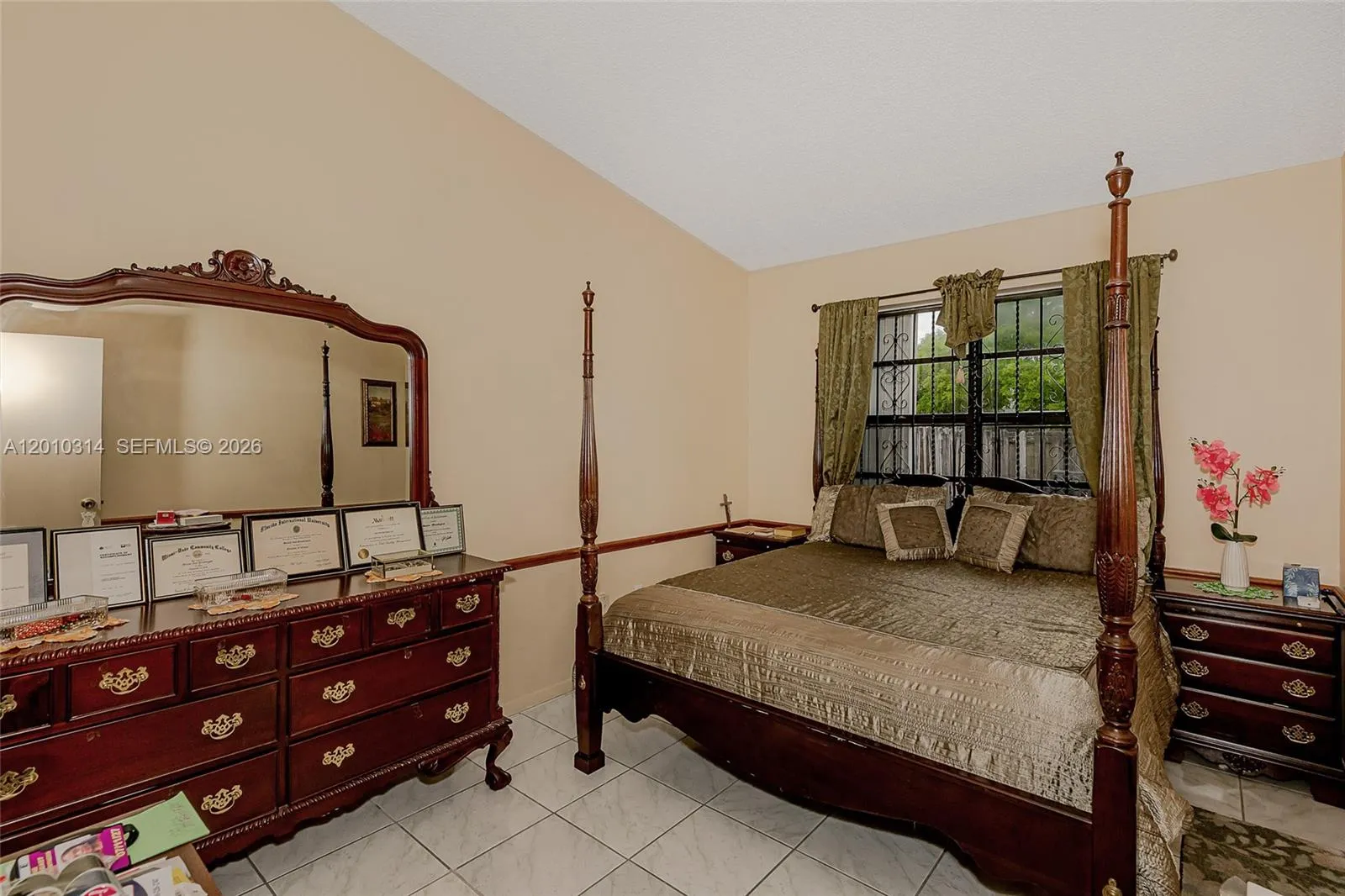 6745 Nw 192nd Ln, Hialeah, Florida 33015, Hialeah, Florida 33015, 2 Bedrooms Bedrooms, ,2 BathroomsBathrooms,Residential,For Sale,6745 Nw 192nd Ln, Hialeah, Florida 33015,A12010314