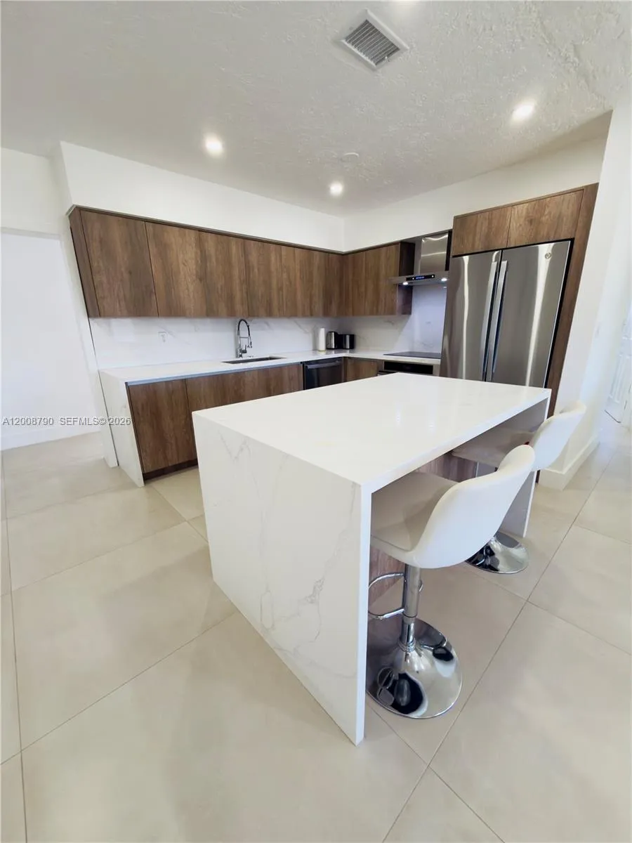 1524 Ne 14th Ter, Fort Lauderdale, Florida 33304, Fort Lauderdale, Florida 33304, 4 Bedrooms Bedrooms, ,2 BathroomsBathrooms,Residential,For Sale,1524 Ne 14th Ter, Fort Lauderdale, Florida 33304,A12008790