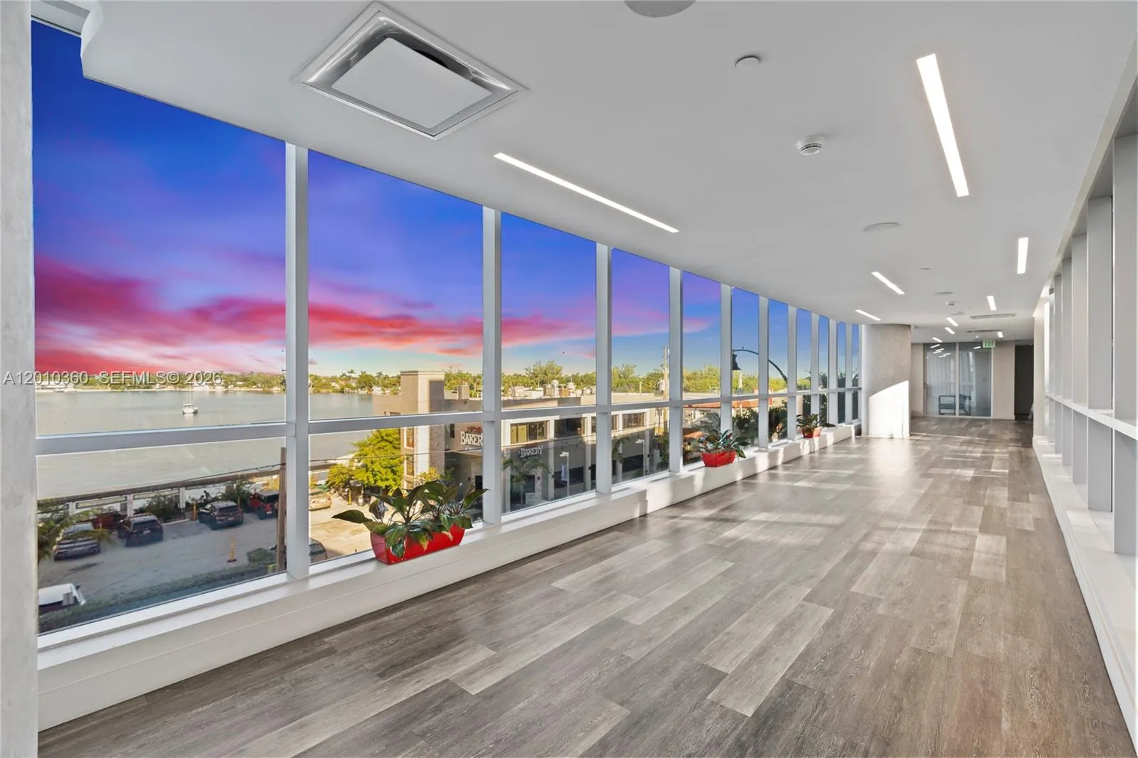 777 N Ocean Dr N533, Hollywood, Florida 33019, Hollywood, Florida 33019, 1 Bedroom Bedrooms, ,1 BathroomBathrooms,Residential,For Sale,777 N Ocean Dr N533, Hollywood, Florida 33019,A12010360