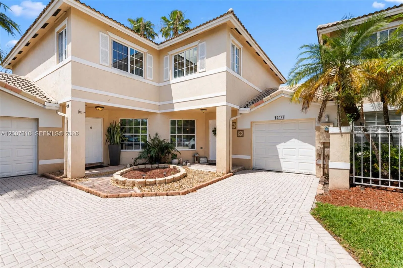 17086 Nw 22nd St, Pembroke Pines, Florida 33028, Pembroke Pines, Florida 33028, 3 Bedrooms Bedrooms, ,2 BathroomsBathrooms,Residential,For Sale,17086 Nw 22nd St, Pembroke Pines, Florida 33028,A12007316