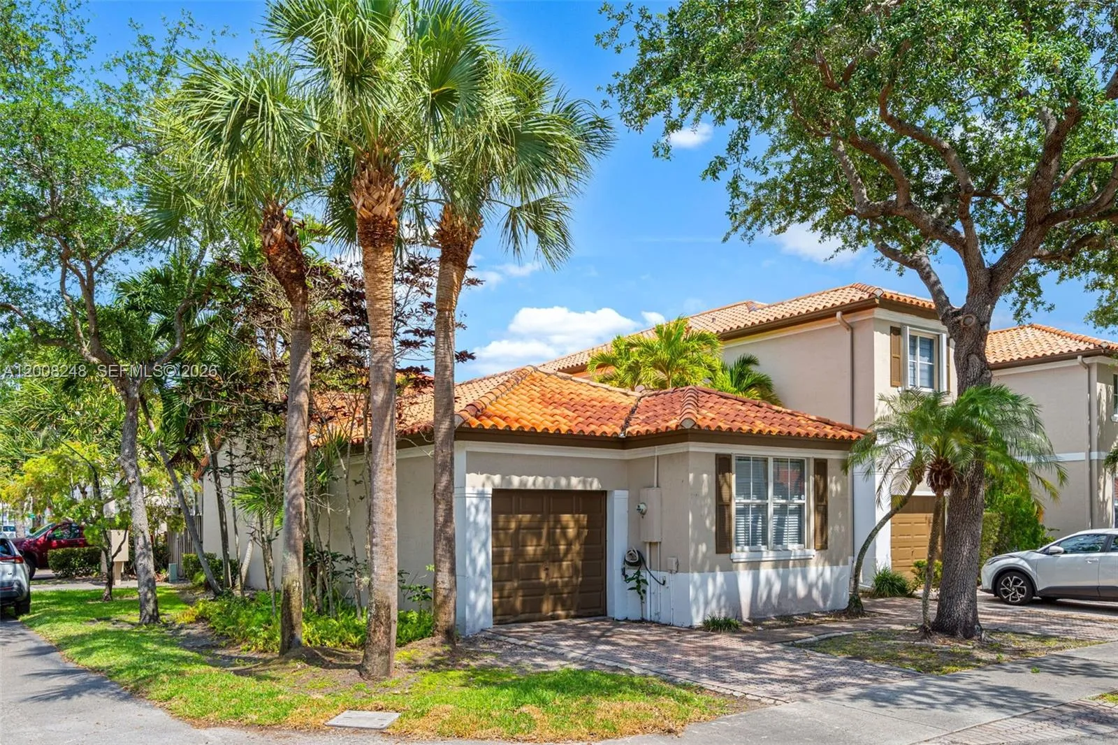 14435 Nw 83rd Pl, Miami Lakes, Florida 33016, Miami Lakes, Florida 33016, 3 Bedrooms Bedrooms, ,2 BathroomsBathrooms,Residential,For Sale,14435 Nw 83rd Pl, Miami Lakes, Florida 33016,A12008248