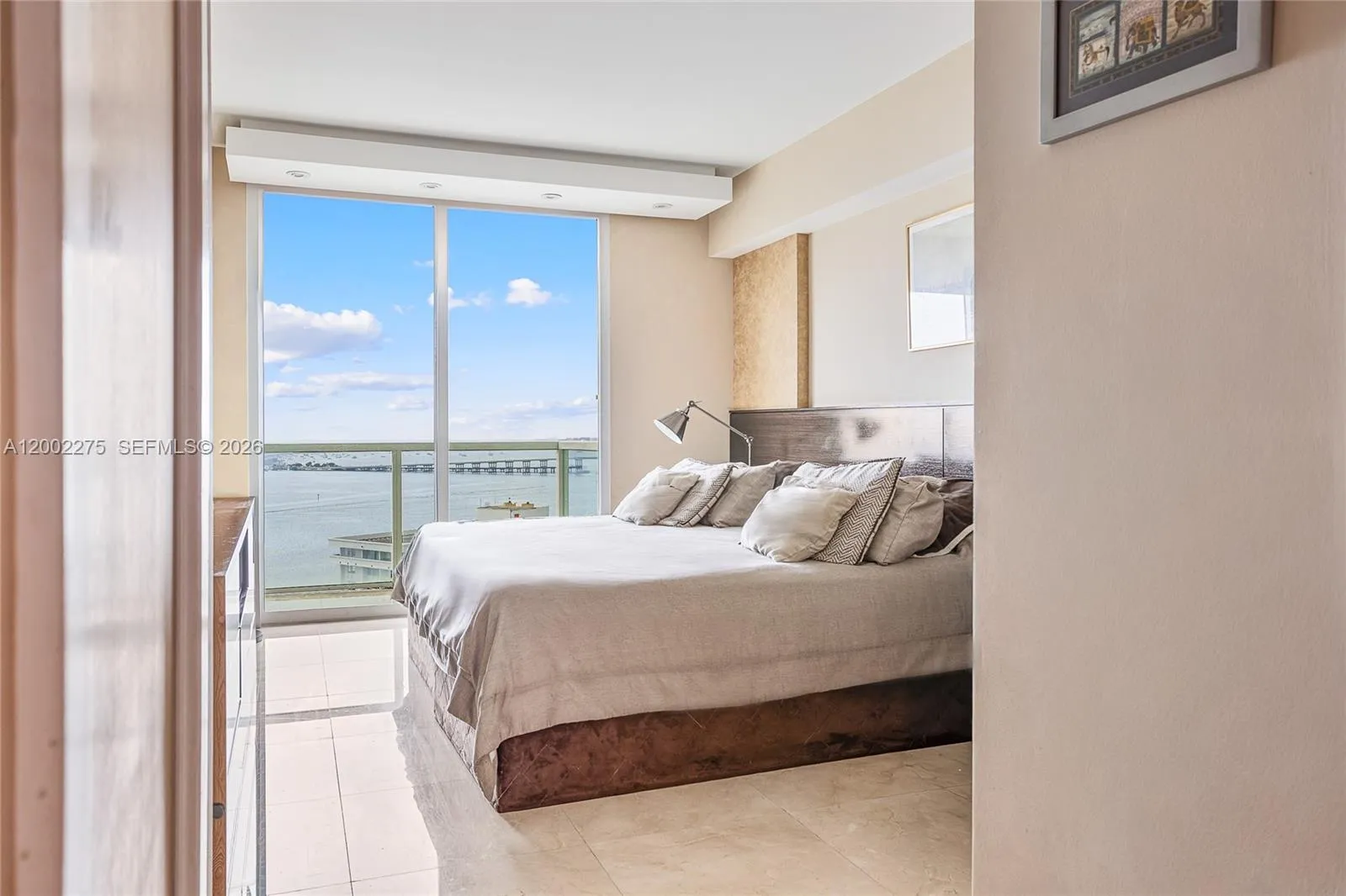 218 Se 14th St 2105, Miami, Florida 33131, Miami, Florida 33131, 2 Bedrooms Bedrooms, ,2 BathroomsBathrooms,Residential,For Sale,218 Se 14th St 2105, Miami, Florida 33131,A12002275