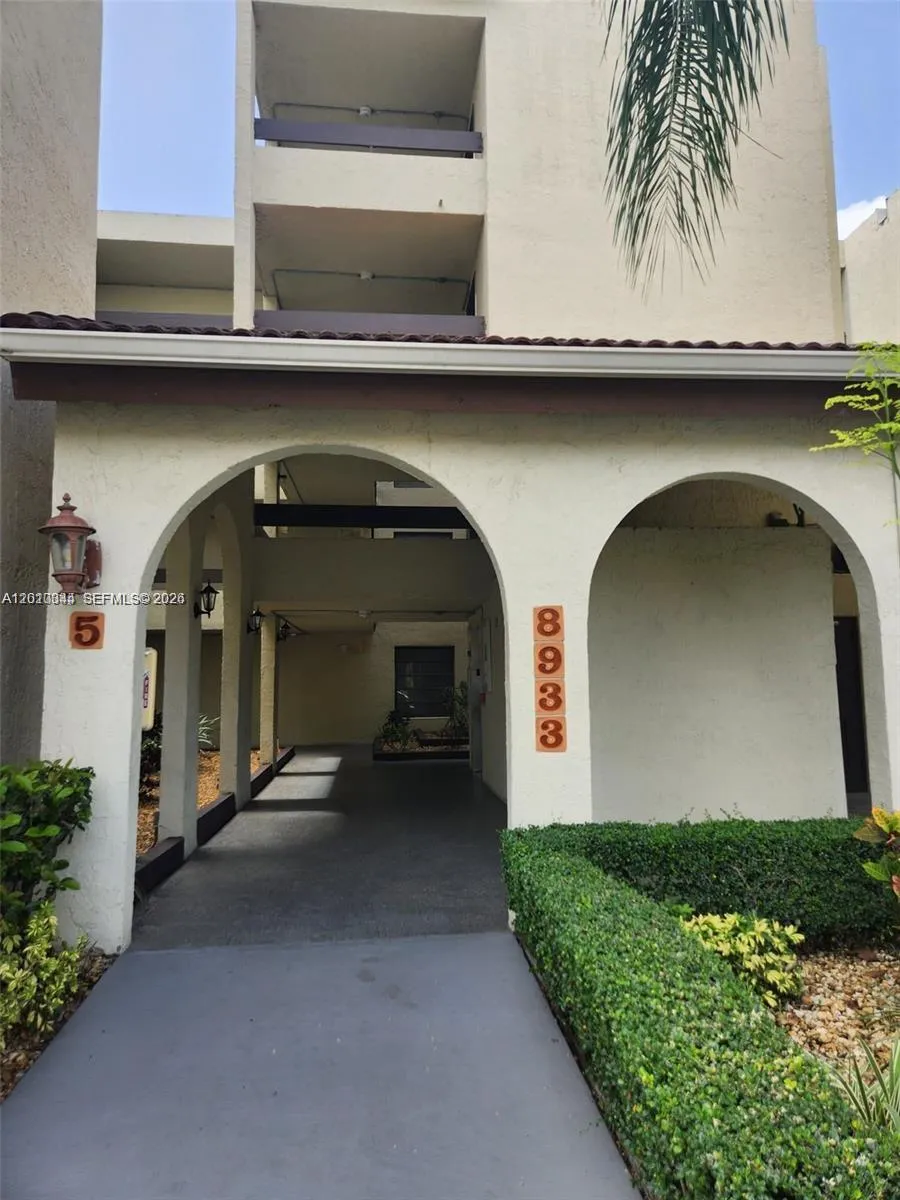 8933 Sw 123rd Ct 108, Miami, Florida 33186, Miami, Florida 33186, 2 Bedrooms Bedrooms, ,2 BathroomsBathrooms,Residential,For Sale,8933 Sw 123rd Ct 108, Miami, Florida 33186,A12010344