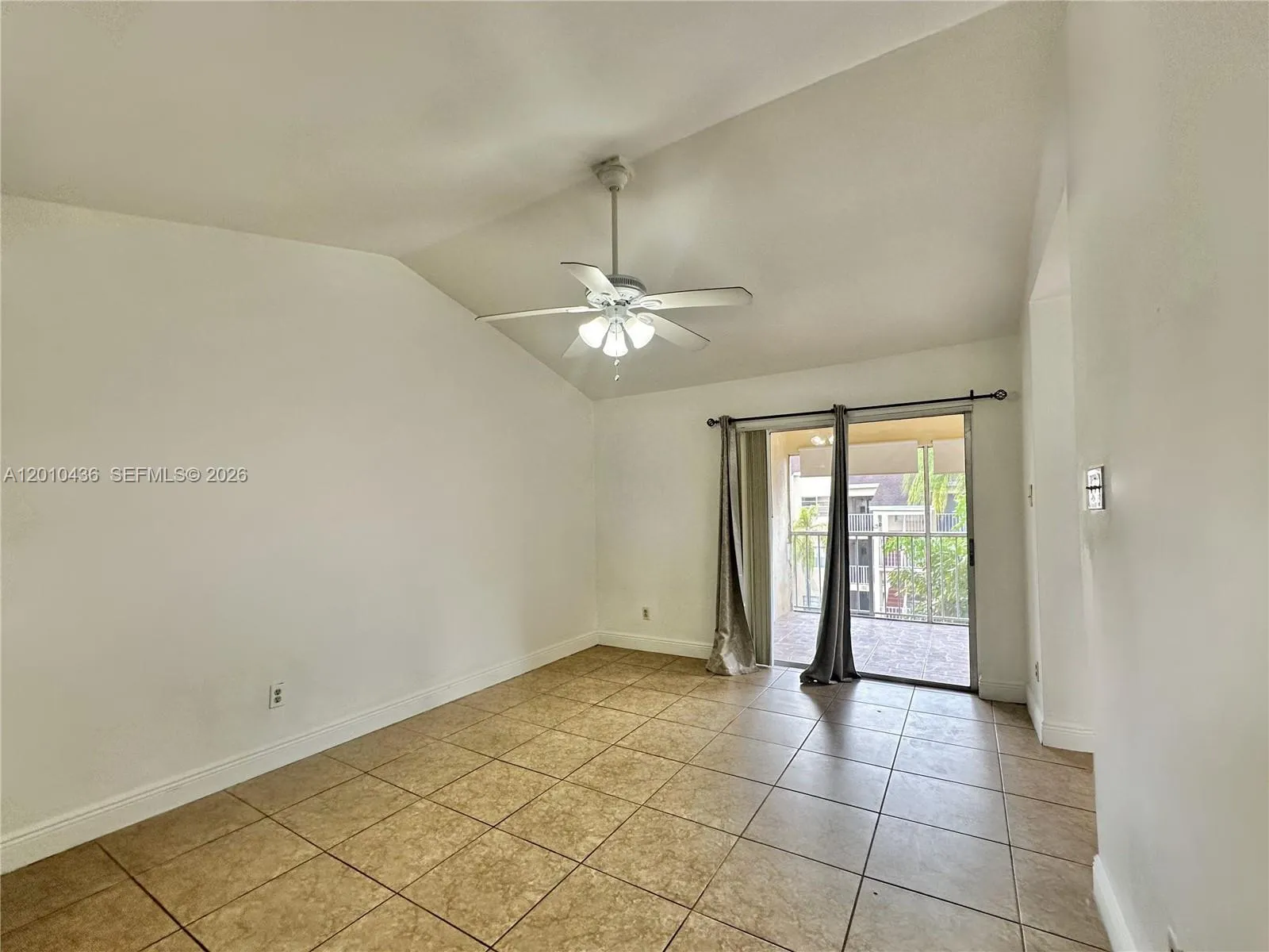 15300 Sw 106th Ter 506, Miami, Florida 33196, Miami, Florida 33196, 1 Bedroom Bedrooms, ,1 BathroomBathrooms,Residential Lease,For Rent,15300 Sw 106th Ter 506, Miami, Florida 33196,A12010436