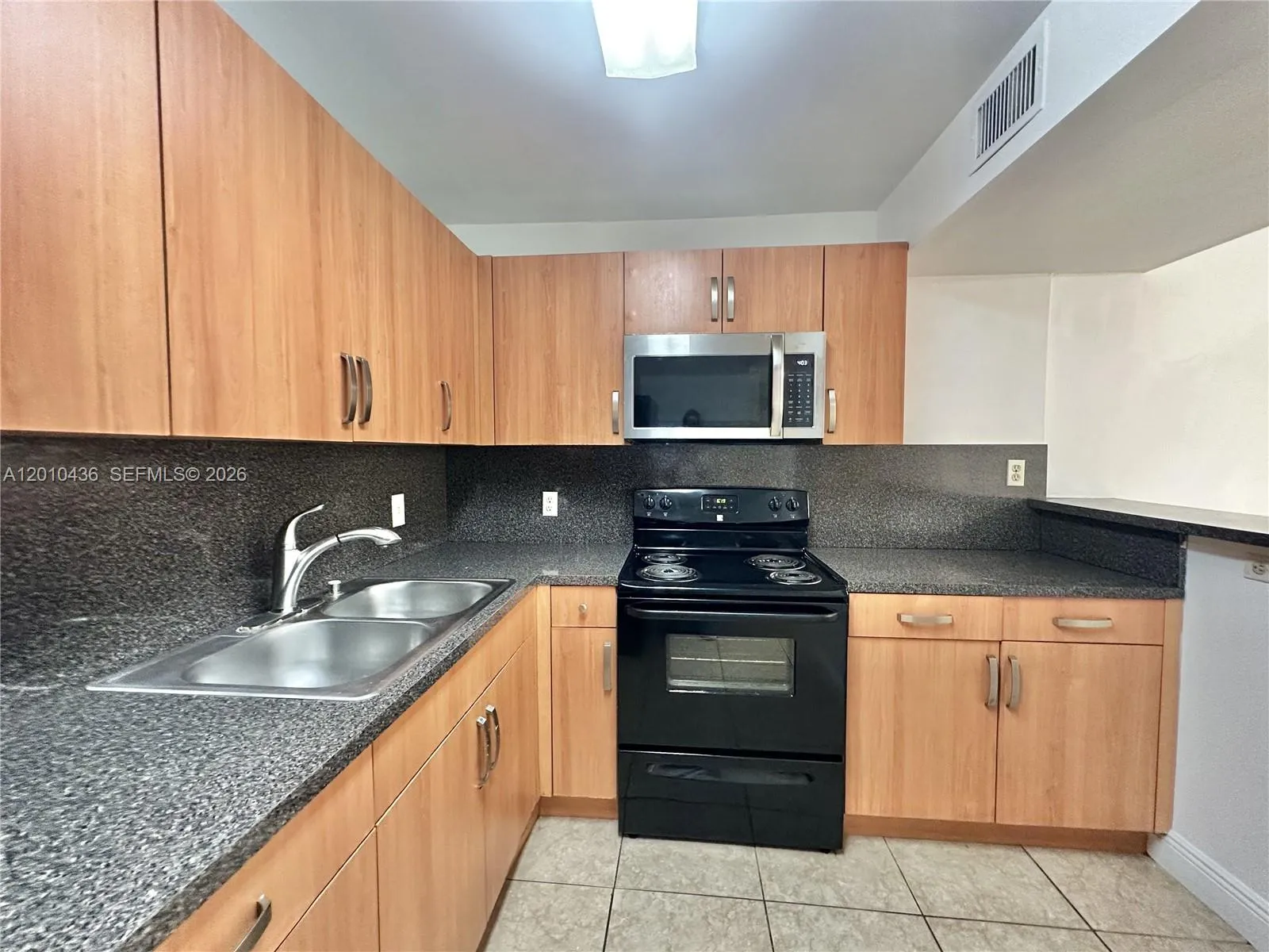 15300 Sw 106th Ter 506, Miami, Florida 33196, Miami, Florida 33196, 1 Bedroom Bedrooms, ,1 BathroomBathrooms,Residential Lease,For Rent,15300 Sw 106th Ter 506, Miami, Florida 33196,A12010436