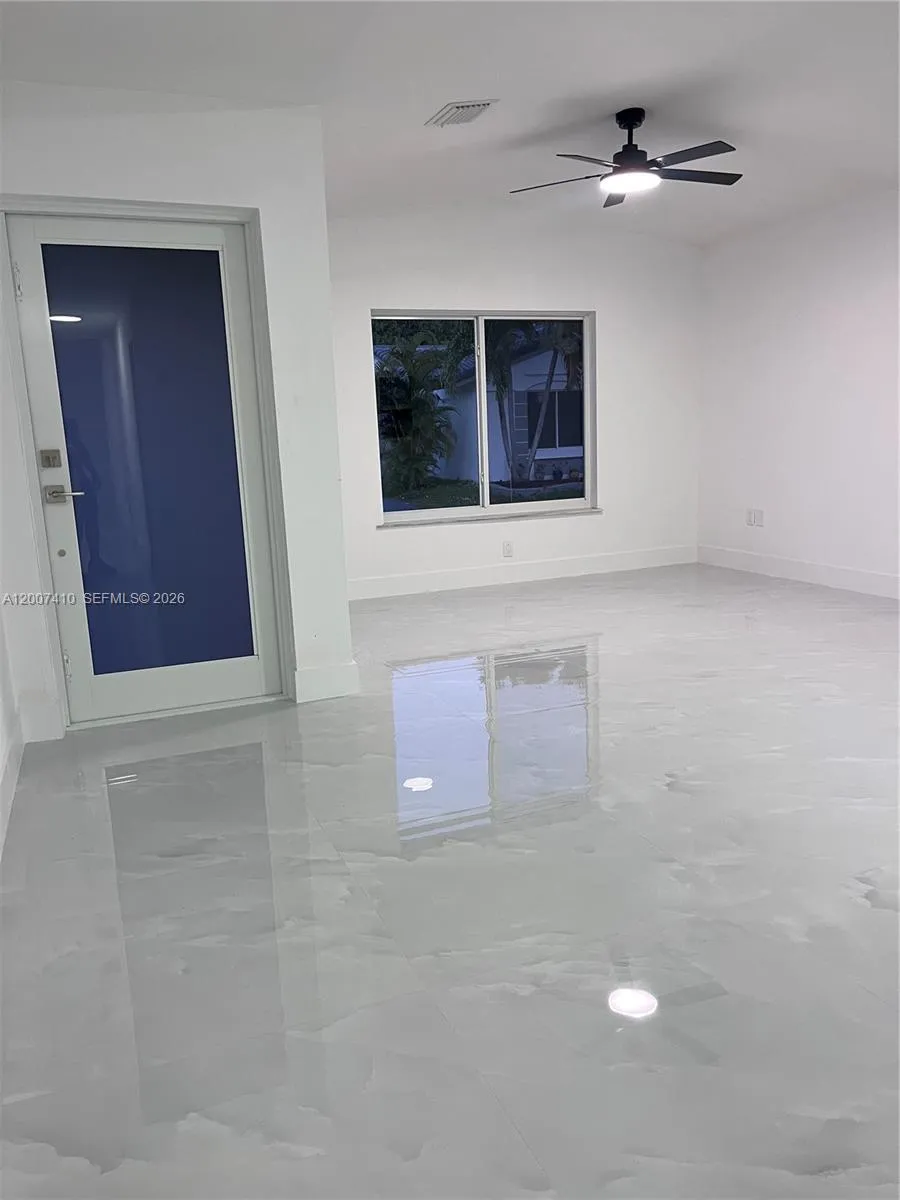 10058 Sw 156th Ct, Miami, Florida 33196, Miami, Florida 33196, 3 Bedrooms Bedrooms, ,3 BathroomsBathrooms,Residential Lease,For Rent,10058 Sw 156th Ct, Miami, Florida 33196,A12007410