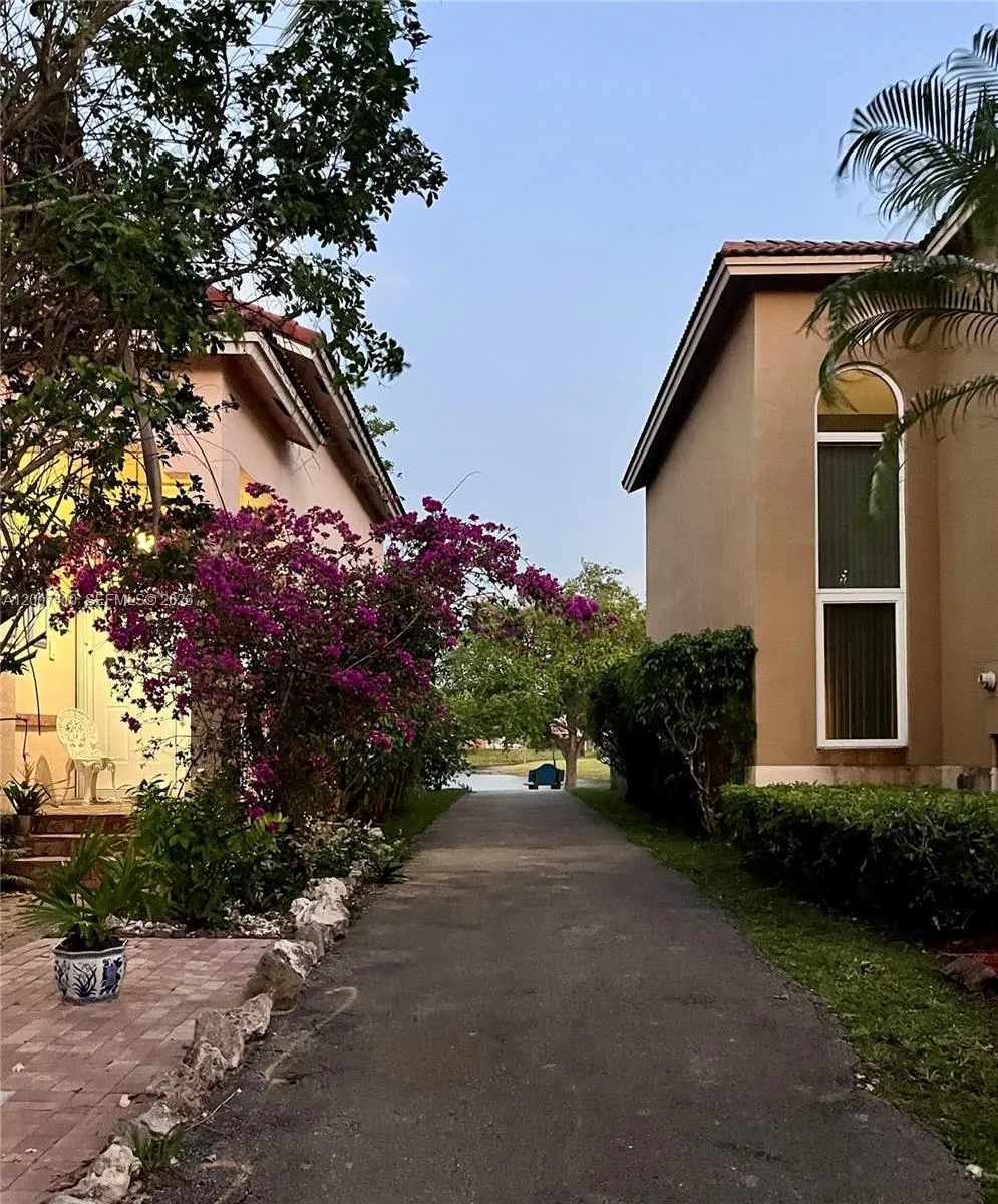 10058 Sw 156th Ct, Miami, Florida 33196, Miami, Florida 33196, 3 Bedrooms Bedrooms, ,3 BathroomsBathrooms,Residential Lease,For Rent,10058 Sw 156th Ct, Miami, Florida 33196,A12007410