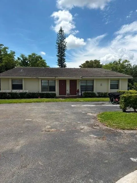 10406 Nw 36th St 10406, Coral Springs, Florida 330, Coral Springs, Florida 33065, 2 Bedrooms Bedrooms, ,2 BathroomsBathrooms,Residential Lease,For Rent,10406 Nw 36th St 10406, Coral Springs, Florida 330,A12010591