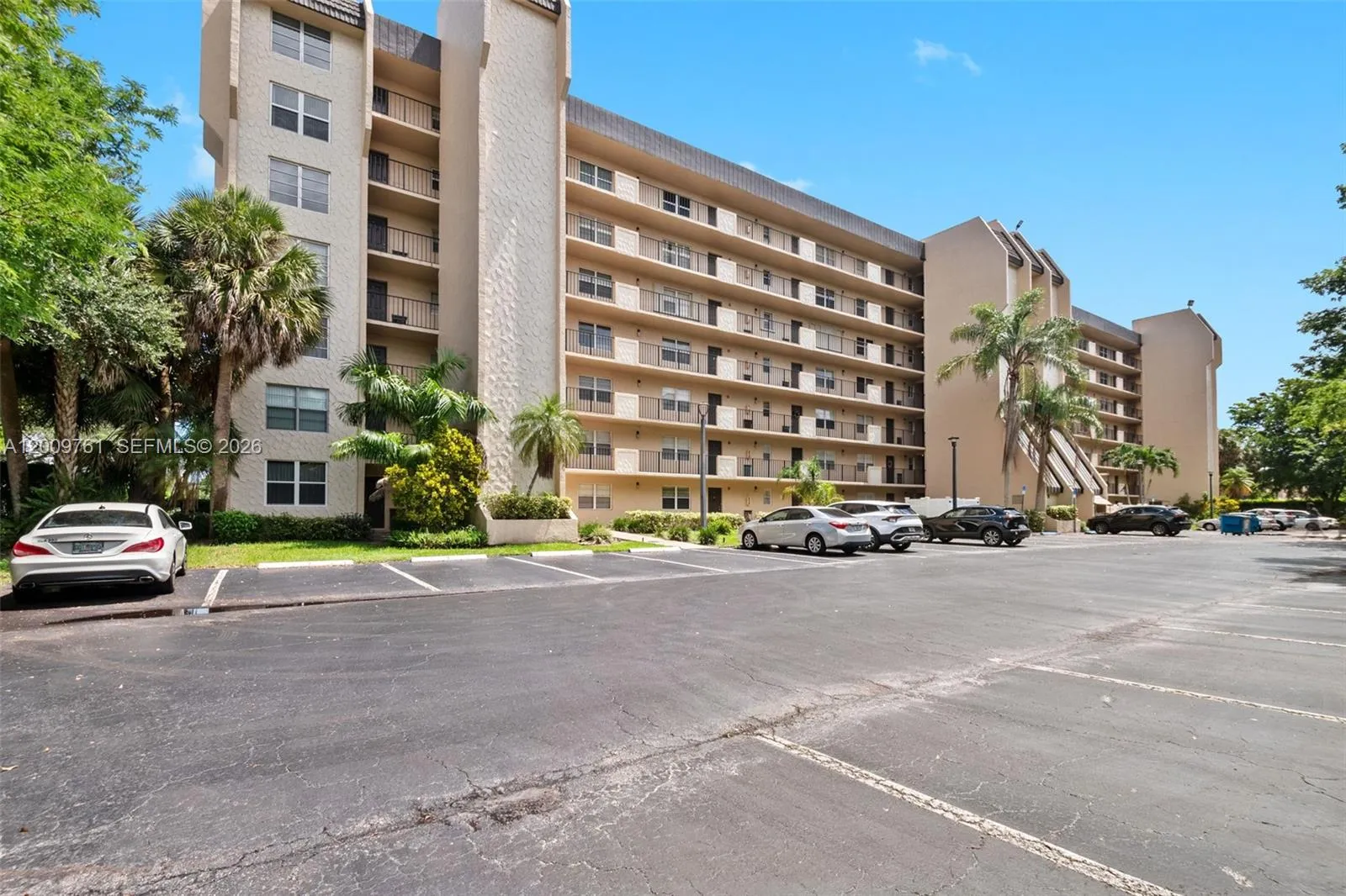 3300 W Rolling Hills Cir 510, Davie, Florida 33328, Davie, Florida 33328, 2 Bedrooms Bedrooms, ,2 BathroomsBathrooms,Residential,For Sale,3300 W Rolling Hills Cir 510, Davie, Florida 33328,A12009761 3300 W Rolling Hills Cir 510, Davie, Florida 33328, Davie, Florida 33328, 2 Bedrooms Bedrooms, ,2 BathroomsBathrooms,Residential,For Sale,3300 W Rolling Hills Cir 510, Davie, Florida 33328,A12009761