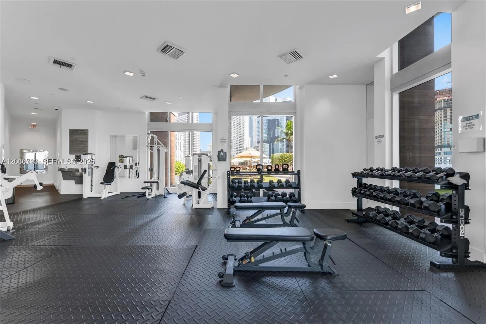 350 S Miami Ave 3307, Miami, Florida 33130, Miami, Florida 33130, 1 Bedroom Bedrooms, ,1 BathroomBathrooms,Residential,For Sale,350 S Miami Ave 3307, Miami, Florida 33130,A12010793