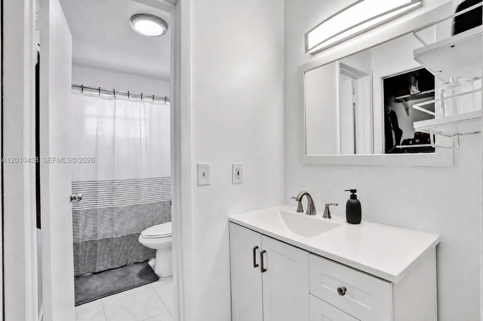 13501 Sw 62nd St 101, Miami, Florida 33183, Miami, Florida 33183, 2 Bedrooms Bedrooms, ,2 BathroomsBathrooms,Residential,For Sale,13501 Sw 62nd St 101, Miami, Florida 33183,A12010438