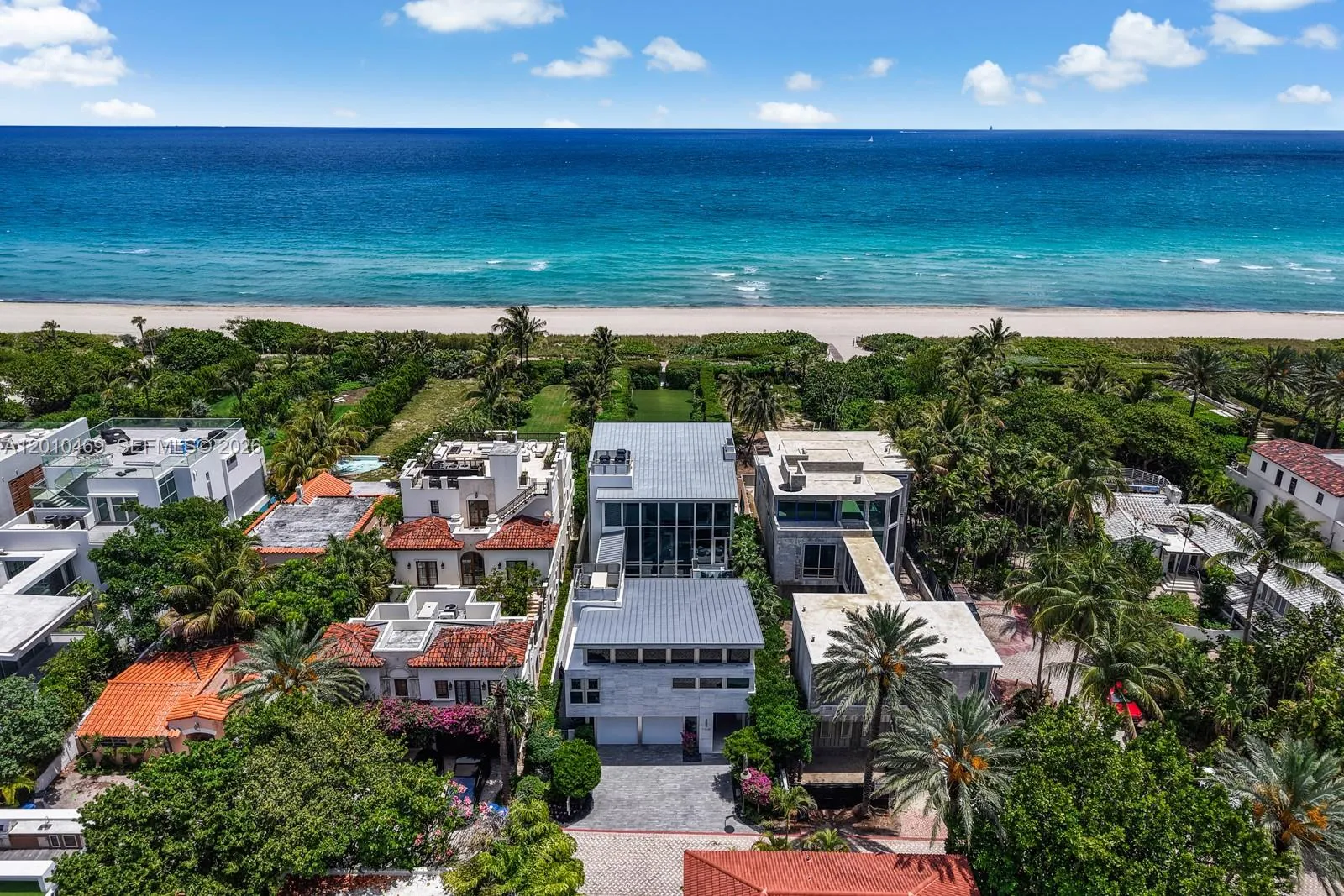 7815 Atlantic Way, Miami Beach, Florida 33141, Miami Beach, Florida 33141, 5 Bedrooms Bedrooms, ,6 BathroomsBathrooms,Residential,For Sale,7815 Atlantic Way, Miami Beach, Florida 33141,A12010469