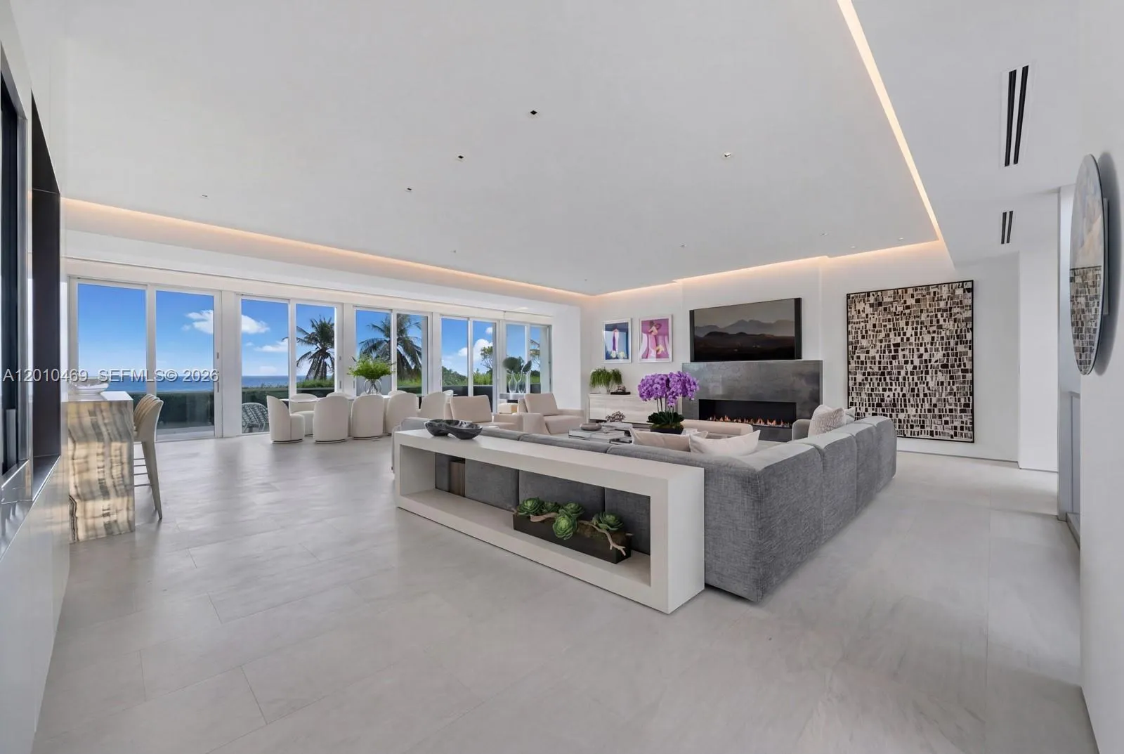 7815 Atlantic Way, Miami Beach, Florida 33141, Miami Beach, Florida 33141, 5 Bedrooms Bedrooms, ,6 BathroomsBathrooms,Residential,For Sale,7815 Atlantic Way, Miami Beach, Florida 33141,A12010469