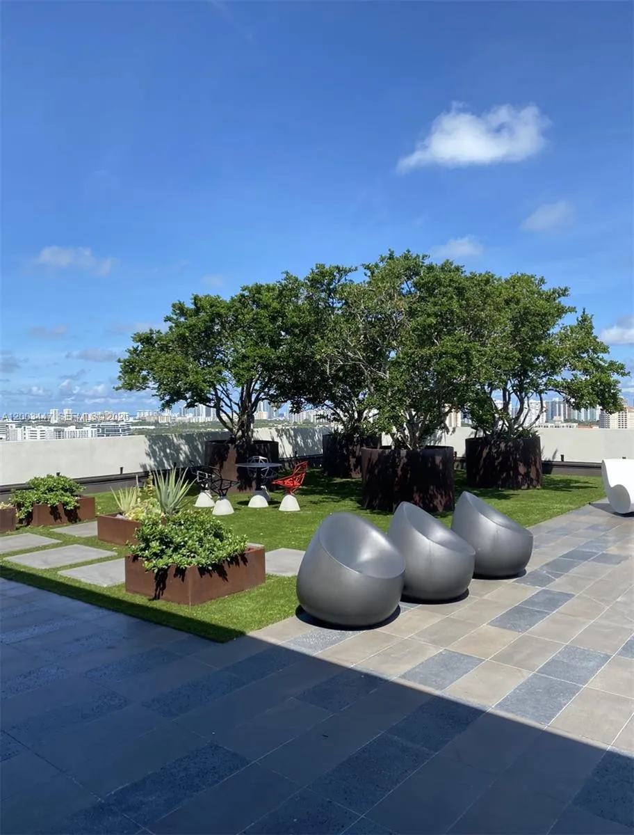 19790 W Dixie Hwy 510, Aventura, Florida 33180, Aventura, Florida 33180, ,Commercial Sale,For Sale,19790 W Dixie Hwy 510, Aventura, Florida 33180,A12003447