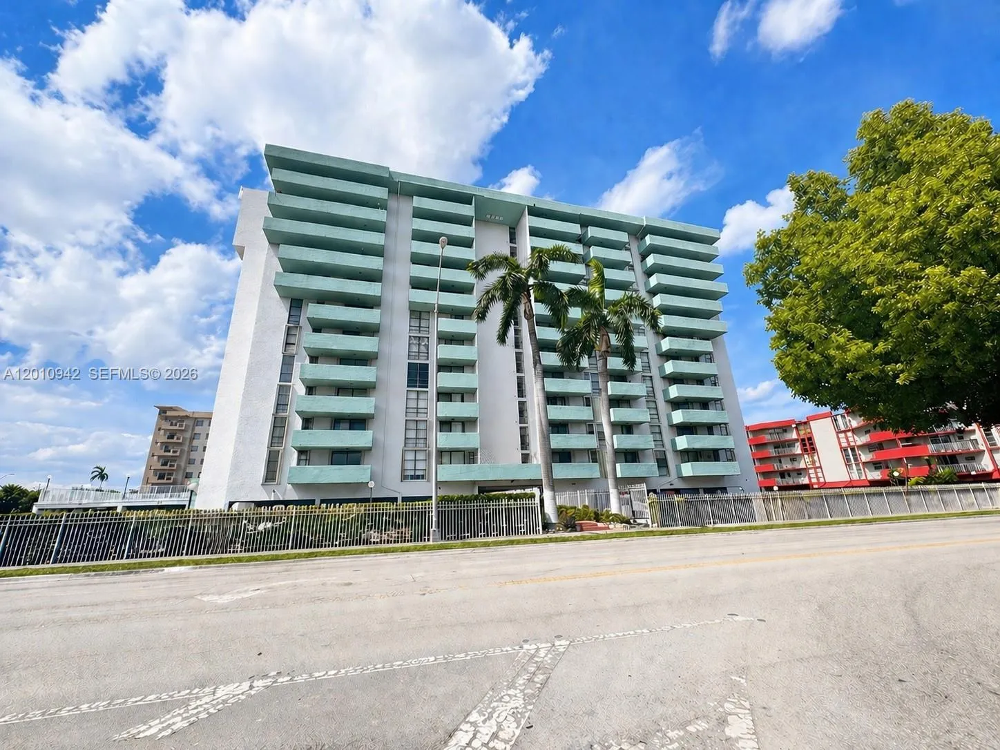 1825 W 44th Pl 501, Hialeah, Florida 33012, Hialeah, Florida 33012, 2 Bedrooms Bedrooms, ,2 BathroomsBathrooms,Residential Lease,For Rent,1825 W 44th Pl 501, Hialeah, Florida 33012,A12010942