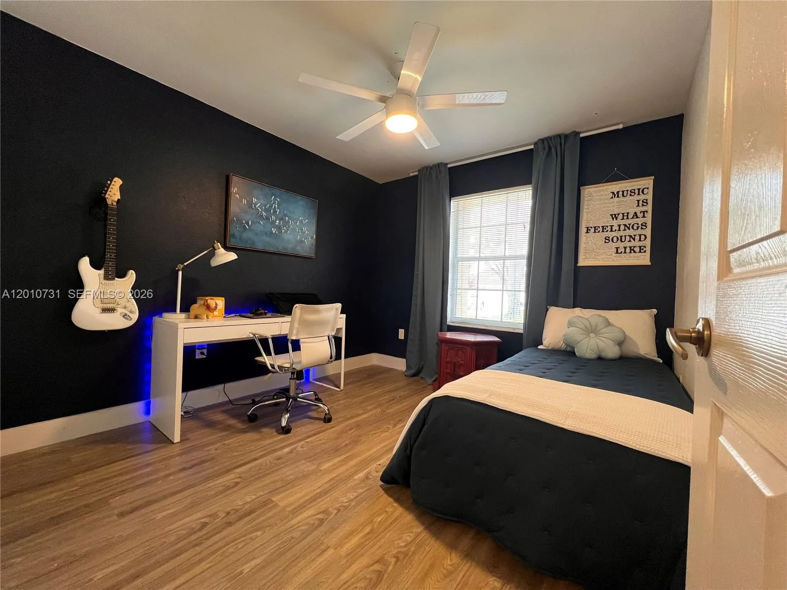 16410 Sapphire Bnd, Weston, Florida 33331, Weston, Florida 33331, 3 Bedrooms Bedrooms, ,2 BathroomsBathrooms,Residential Lease,For Rent,16410 Sapphire Bnd, Weston, Florida 33331,A12010731