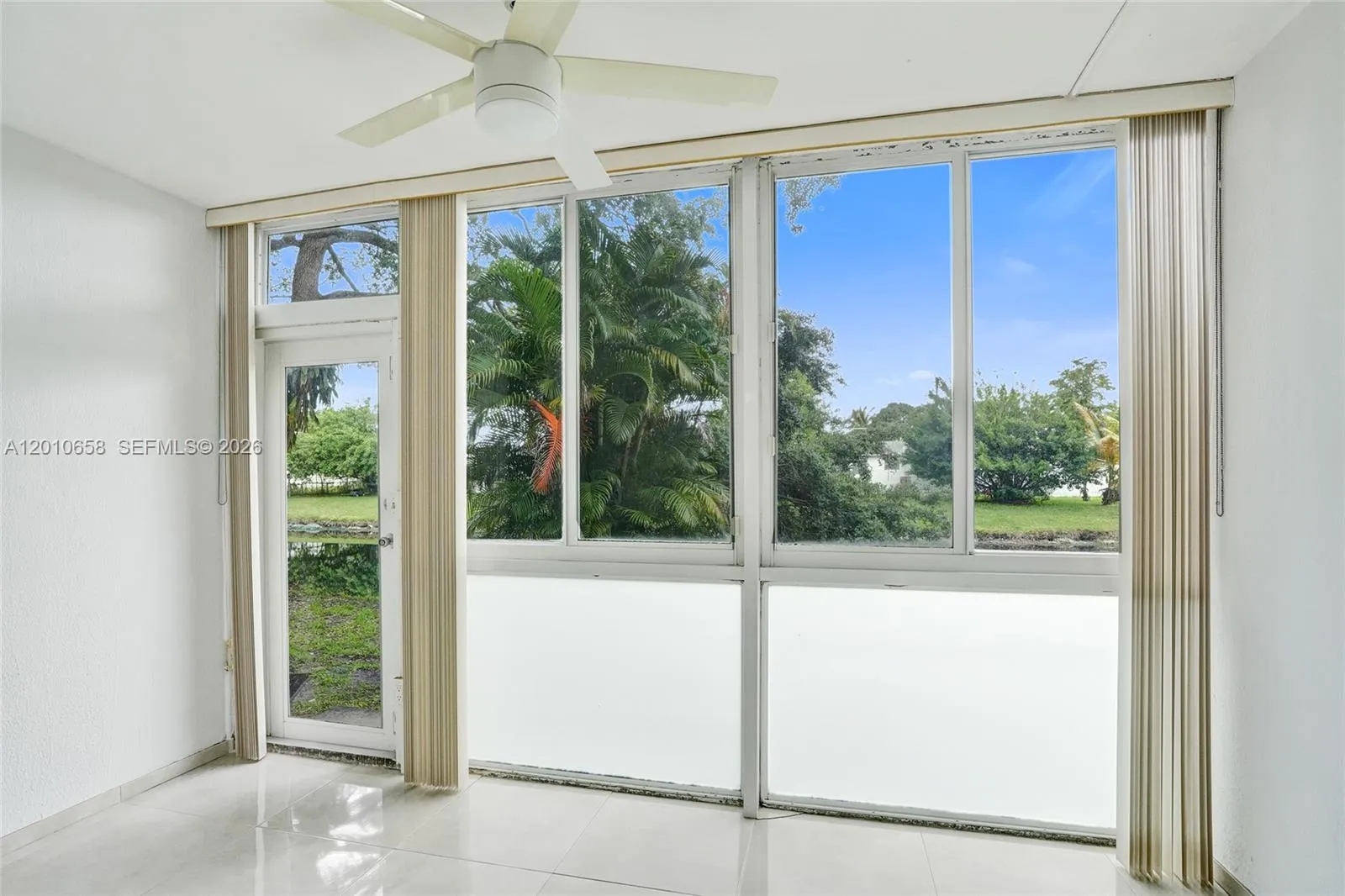 5950 Del Lago Cir 104, Sunrise, Florida 33313, Sunrise, Florida 33313, 2 Bedrooms Bedrooms, ,2 BathroomsBathrooms,Residential,For Sale,5950 Del Lago Cir 104, Sunrise, Florida 33313,A12010658