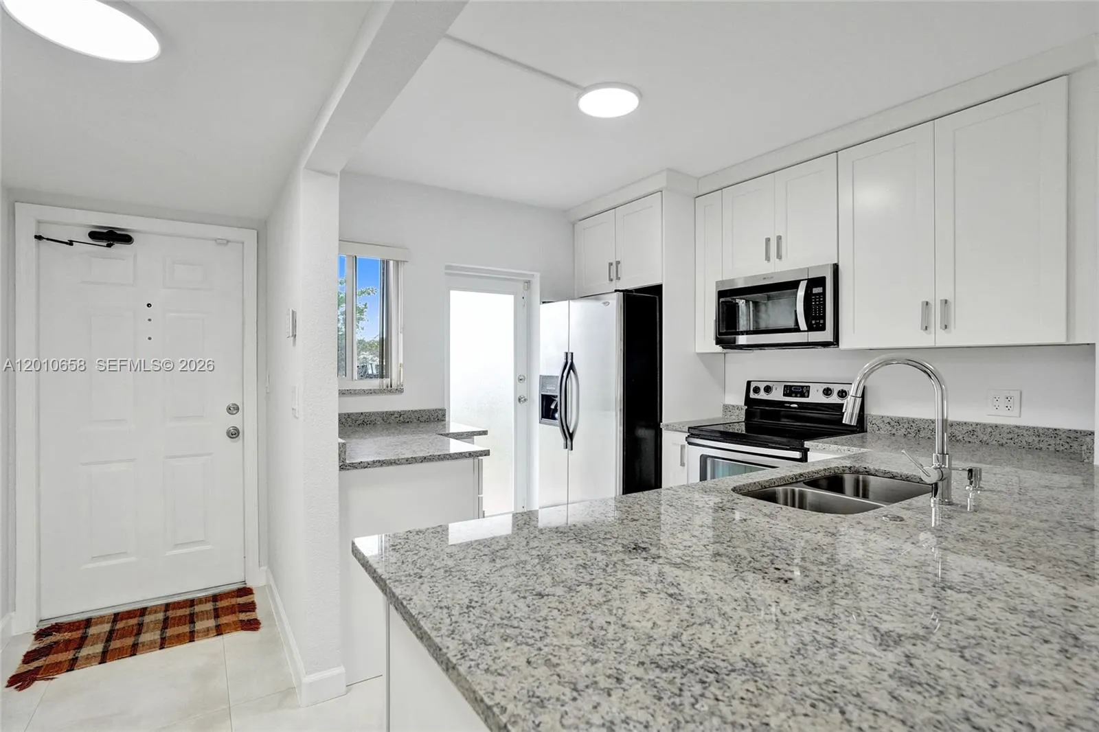 5950 Del Lago Cir 104, Sunrise, Florida 33313, Sunrise, Florida 33313, 2 Bedrooms Bedrooms, ,2 BathroomsBathrooms,Residential,For Sale,5950 Del Lago Cir 104, Sunrise, Florida 33313,A12010658