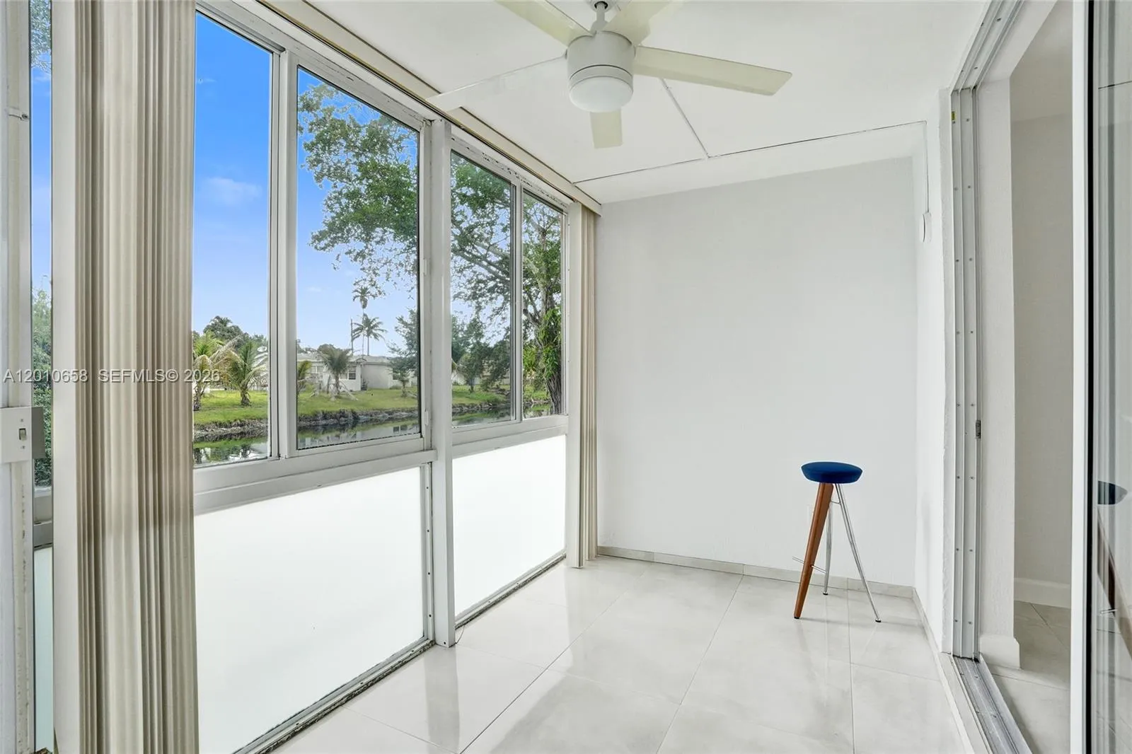 5950 Del Lago Cir 104, Sunrise, Florida 33313, Sunrise, Florida 33313, 2 Bedrooms Bedrooms, ,2 BathroomsBathrooms,Residential,For Sale,5950 Del Lago Cir 104, Sunrise, Florida 33313,A12010658