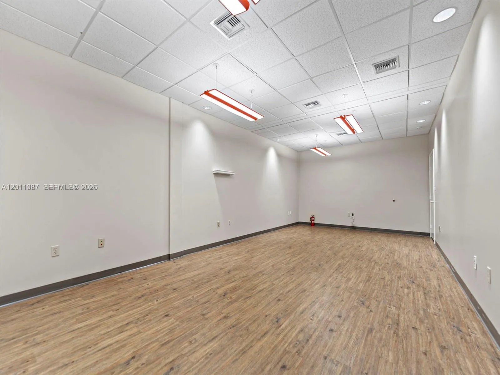 735 Shotgun Rd, Sunrise, Florida 33326, Sunrise, Florida 33326, ,Commercial Sale,For Sale,735 Shotgun Rd, Sunrise, Florida 33326,A12011087