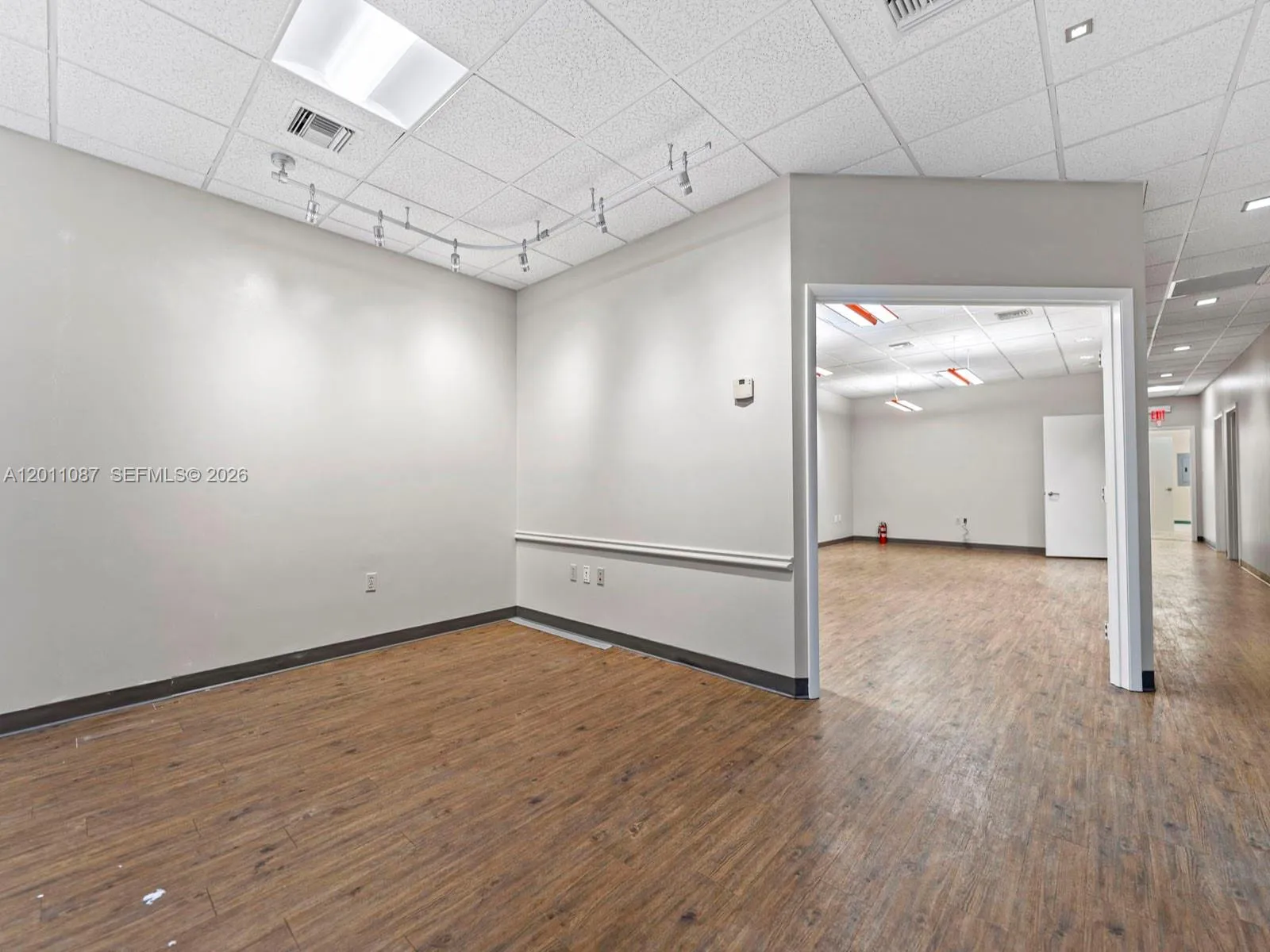 735 Shotgun Rd, Sunrise, Florida 33326, Sunrise, Florida 33326, ,Commercial Sale,For Sale,735 Shotgun Rd, Sunrise, Florida 33326,A12011087