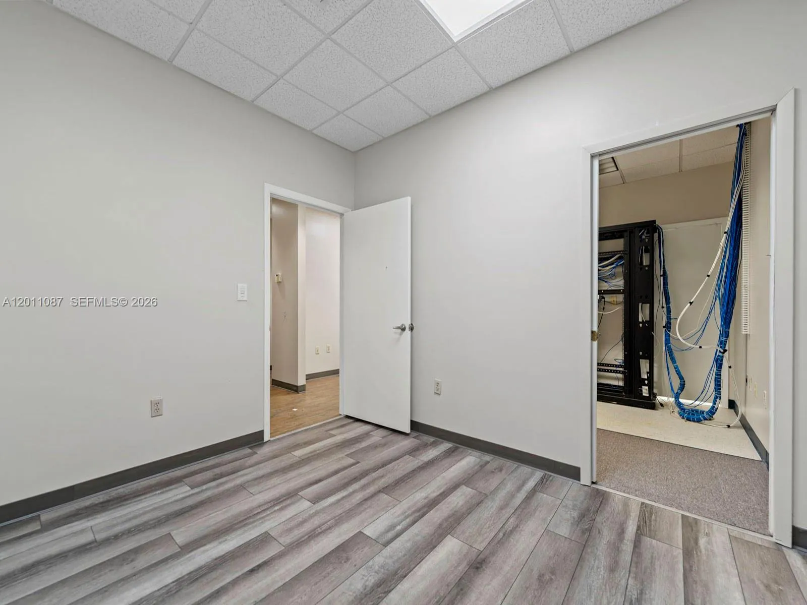 735 Shotgun Rd, Sunrise, Florida 33326, Sunrise, Florida 33326, ,Commercial Sale,For Sale,735 Shotgun Rd, Sunrise, Florida 33326,A12011087