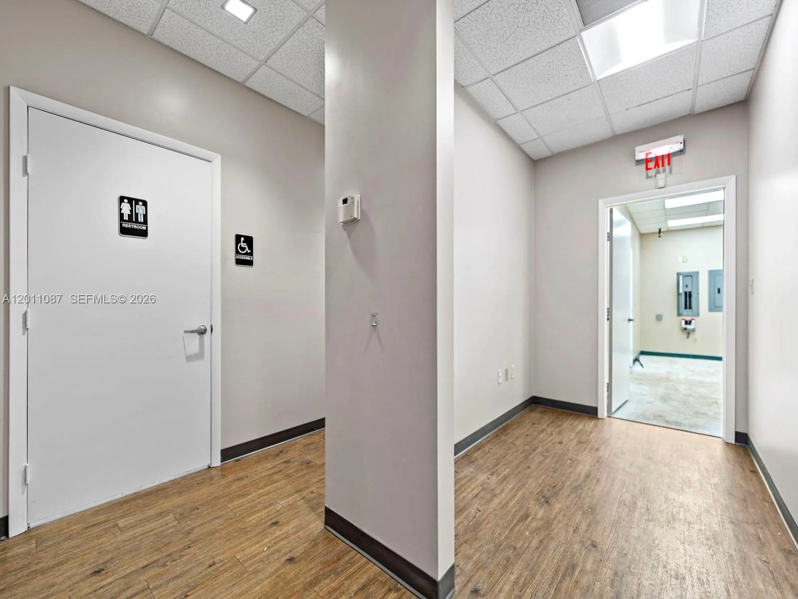 735 Shotgun Rd, Sunrise, Florida 33326, Sunrise, Florida 33326, ,Commercial Sale,For Sale,735 Shotgun Rd, Sunrise, Florida 33326,A12011087