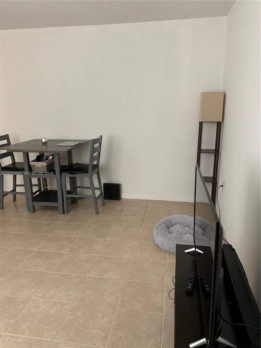 1975 Ne 135th St 3c, North Miami, Florida 33181, North Miami, Florida 33181, 1 Bedroom Bedrooms, ,1 BathroomBathrooms,Residential Lease,For Rent,1975 Ne 135th St 3c, North Miami, Florida 33181,A12005950
