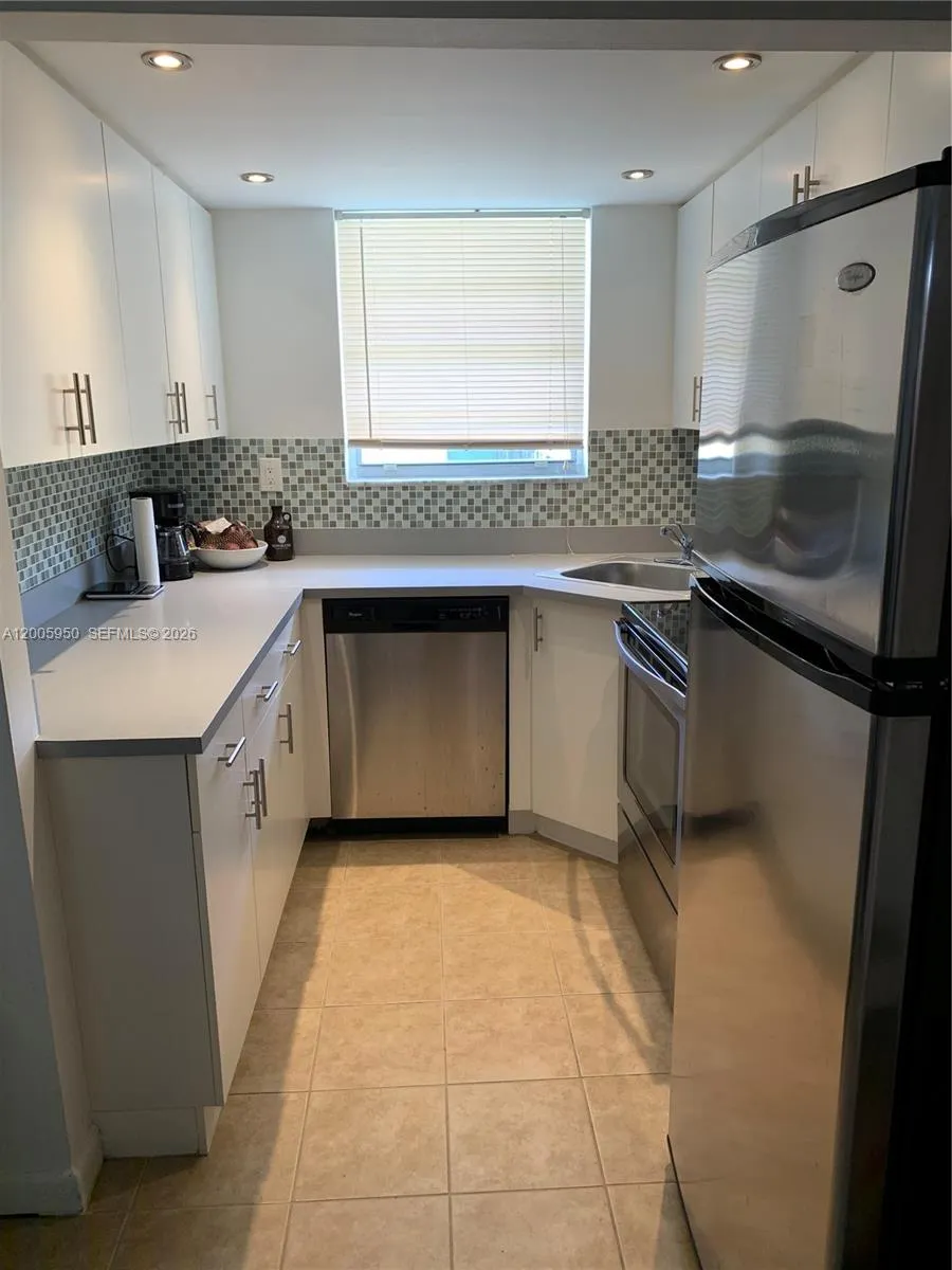1975 Ne 135th St 3c, North Miami, Florida 33181, North Miami, Florida 33181, 1 Bedroom Bedrooms, ,1 BathroomBathrooms,Residential Lease,For Rent,1975 Ne 135th St 3c, North Miami, Florida 33181,A12005950