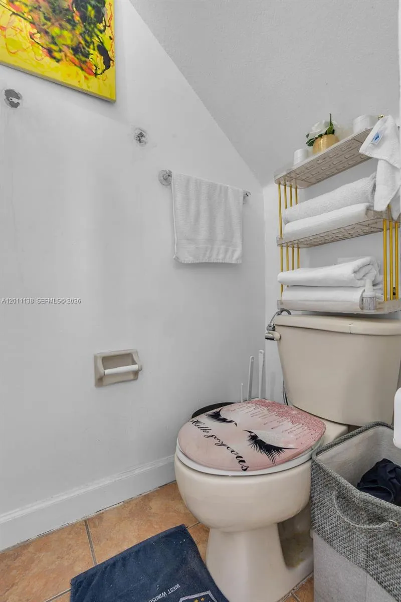 8031 W 36th Ave 1, Hialeah, Florida 33018, Hialeah, Florida 33018, 3 Bedrooms Bedrooms, ,2 BathroomsBathrooms,Residential,For Sale,8031 W 36th Ave 1, Hialeah, Florida 33018,A12011138