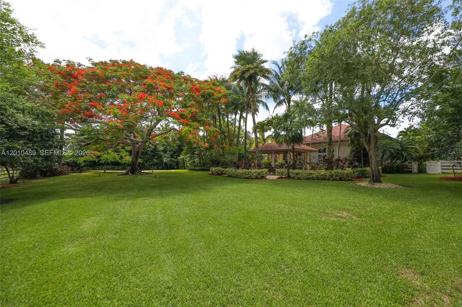 16740 Berkshire Ct, Southwest Ranches, Florida 333, Southwest Ranches, Florida 33331, 6 Bedrooms Bedrooms, ,6 BathroomsBathrooms,Residential,For Sale,16740 Berkshire Ct, Southwest Ranches, Florida 333,A12010489