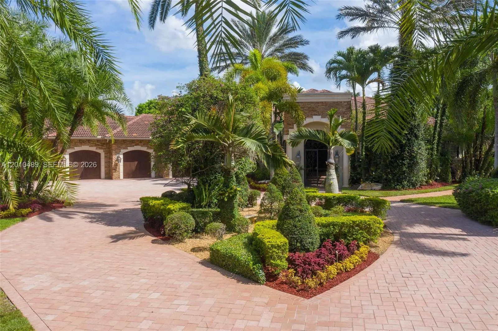 16740 Berkshire Ct, Southwest Ranches, Florida 333, Southwest Ranches, Florida 33331, 6 Bedrooms Bedrooms, ,6 BathroomsBathrooms,Residential,For Sale,16740 Berkshire Ct, Southwest Ranches, Florida 333,A12010489