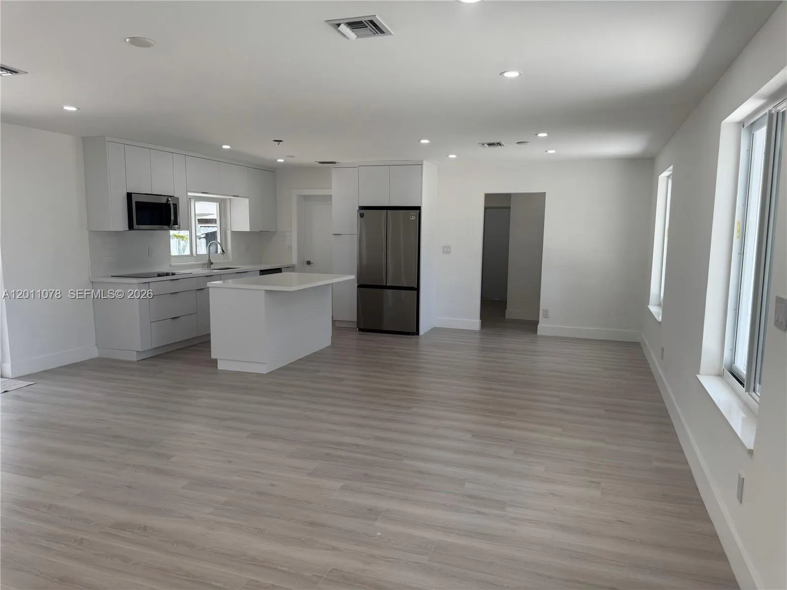 OPEN FLOOR PLAN #3 17850