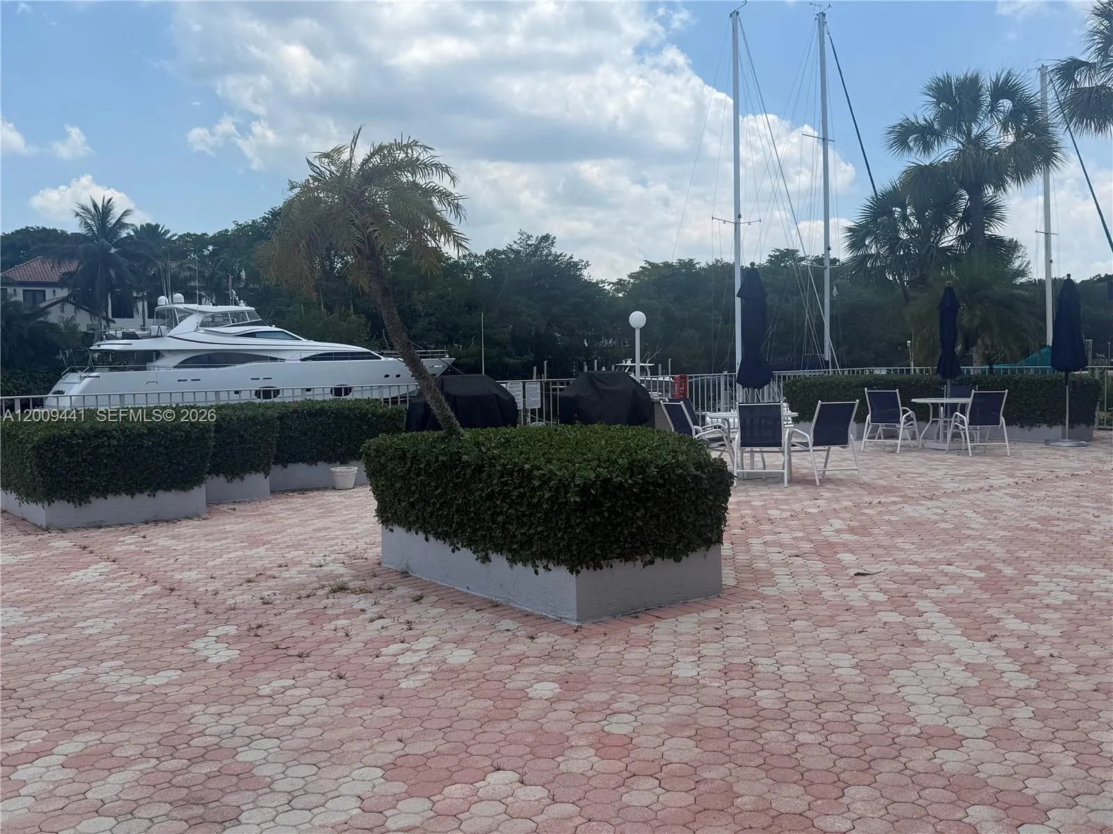 100 Edgewater Dr 236, Coral Gables, Florida 33133, Coral Gables, Florida 33133, 1 Bedroom Bedrooms, ,1 BathroomBathrooms,Residential Lease,For Rent,100 Edgewater Dr 236, Coral Gables, Florida 33133,A12009441