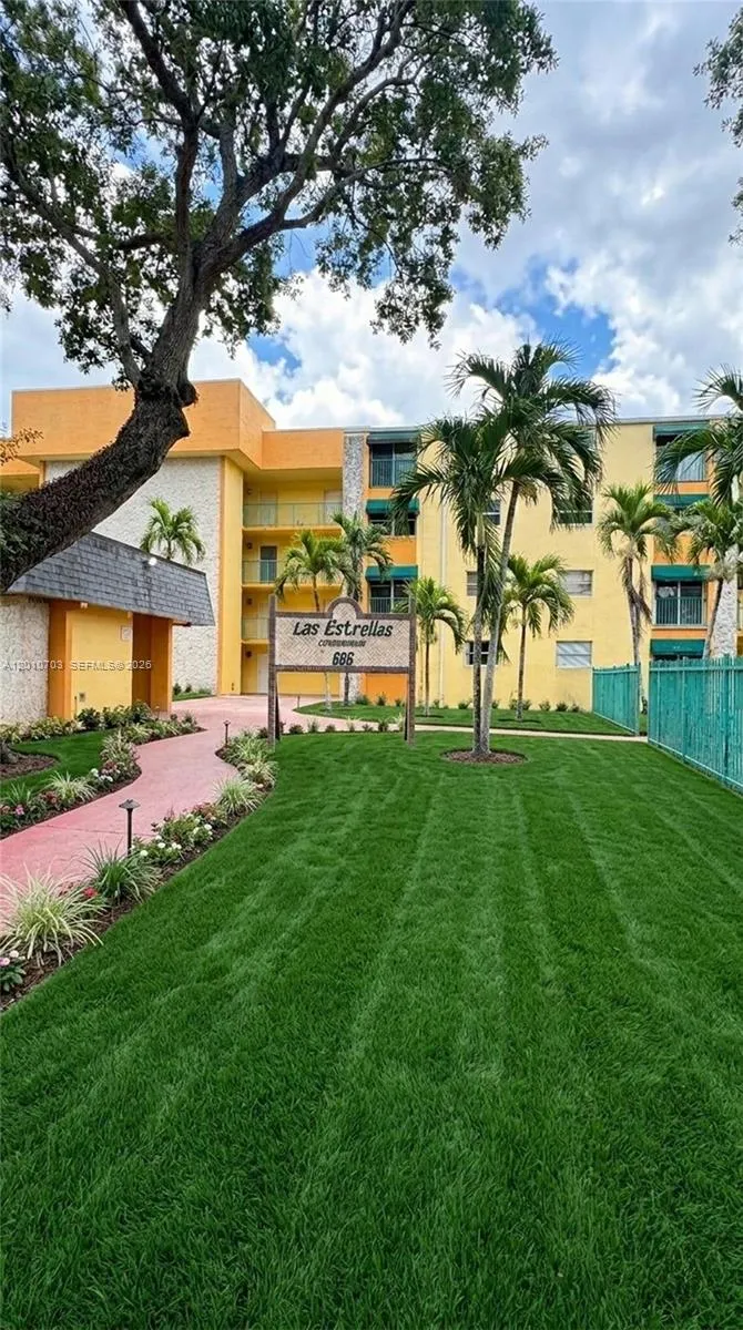 666 W 81st St 316, Hialeah, Florida 33014, Hialeah, Florida 33014, 2 Bedrooms Bedrooms, ,1 BathroomBathrooms,Residential Lease,For Rent,666 W 81st St 316, Hialeah, Florida 33014,A12010703