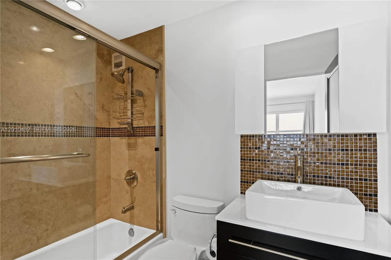 9100 W Bay Harbor Dr 11a, Bay Harbor Islands, Flor, Bay Harbor Islands, Florida 33154, 2 Bedrooms Bedrooms, ,2 BathroomsBathrooms,Residential,For Sale,9100 W Bay Harbor Dr 11a, Bay Harbor Islands, Flor,A12010432