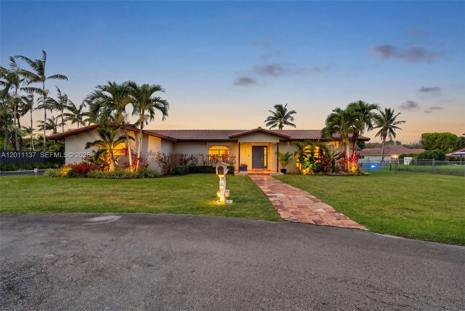 8005 Sw 106th St, Miami, Florida 33156, Miami, Florida 33156, 4 Bedrooms Bedrooms, ,2 BathroomsBathrooms,Residential,For Sale,8005 Sw 106th St, Miami, Florida 33156,A12011137