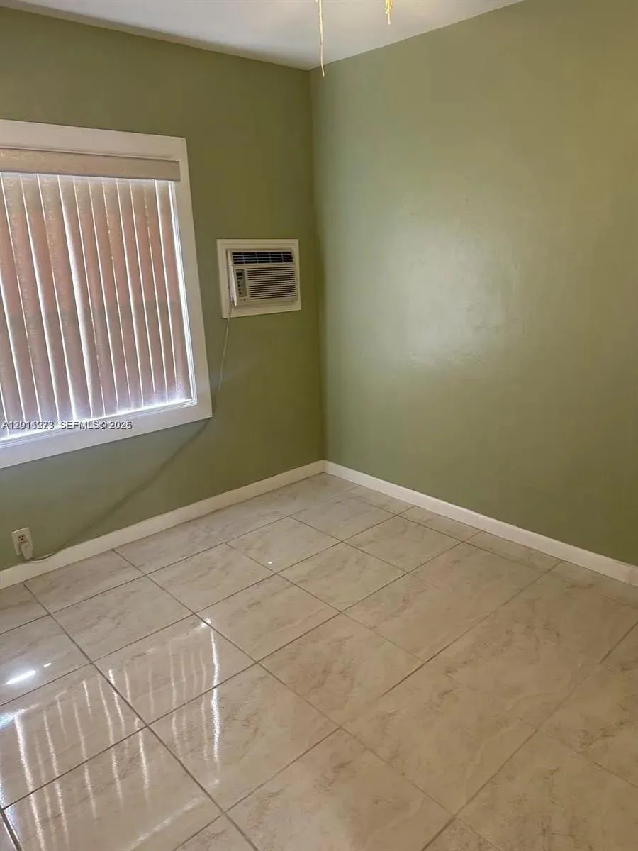 11108 Peachtree Dr 1, Miami, Florida 33161, Miami, Florida 33161, 2 Bedrooms Bedrooms, ,1 BathroomBathrooms,Residential Lease,For Rent,11108 Peachtree Dr 1, Miami, Florida 33161,A12011273