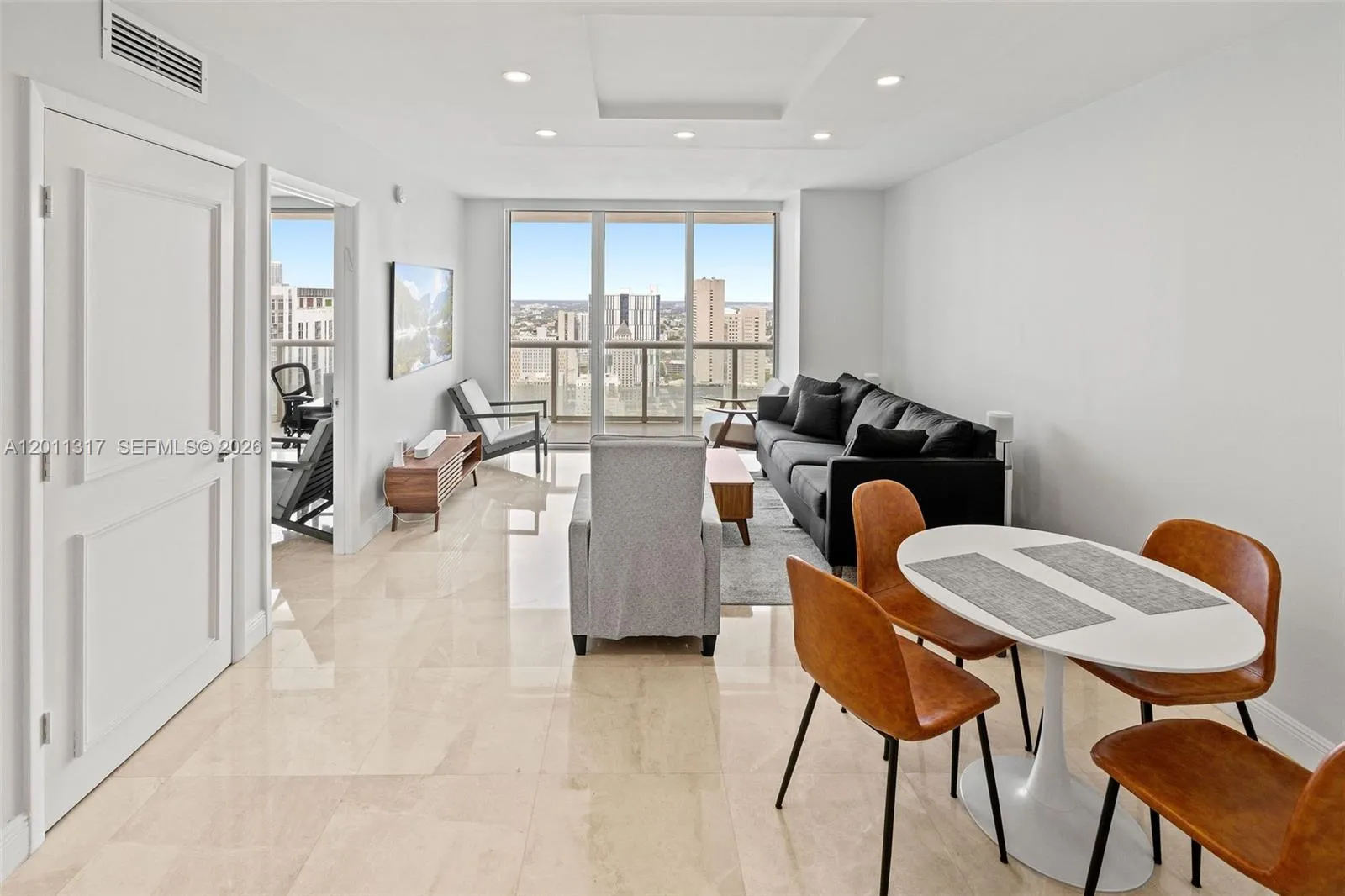 50 Biscayne Blvd 4405, Miami, Florida 33132, Miami, Florida 33132, 1 Bedroom Bedrooms, ,1 BathroomBathrooms,Residential Lease,For Rent,50 Biscayne Blvd 4405, Miami, Florida 33132,A12011317