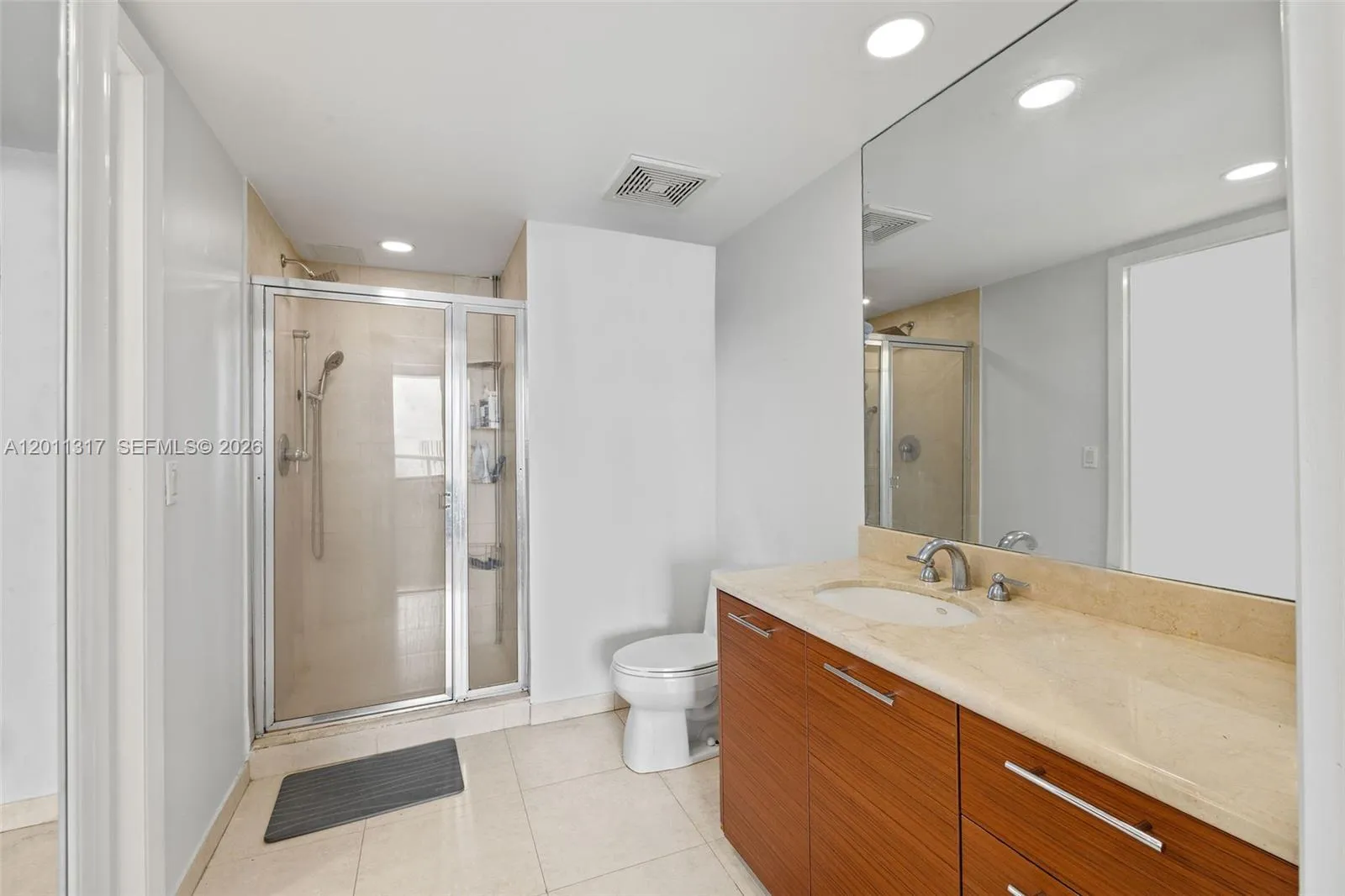 50 Biscayne Blvd 4405, Miami, Florida 33132, Miami, Florida 33132, 1 Bedroom Bedrooms, ,1 BathroomBathrooms,Residential Lease,For Rent,50 Biscayne Blvd 4405, Miami, Florida 33132,A12011317