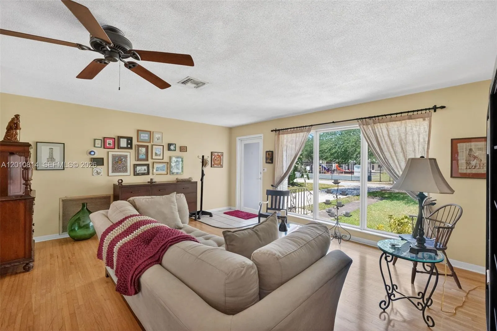 11400 Ne 9th Ave, Biscayne Park, Florida 33161, Biscayne Park, Florida 33161, 3 Bedrooms Bedrooms, ,2 BathroomsBathrooms,Residential,For Sale,11400 Ne 9th Ave, Biscayne Park, Florida 33161,A12010814